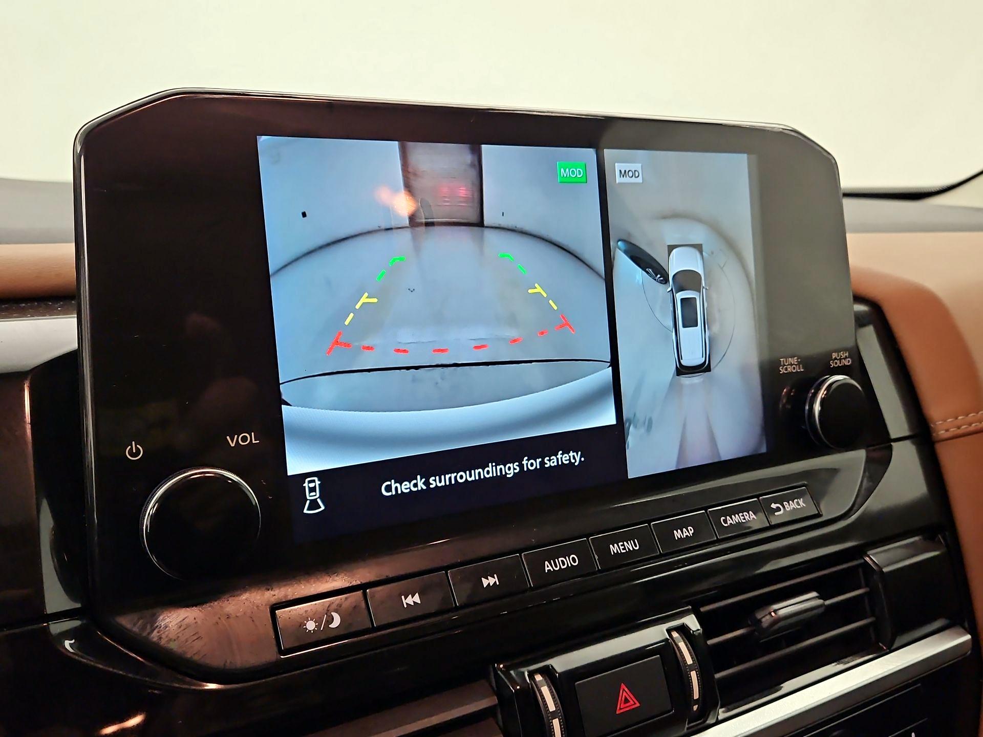 Thumbnail: 2023 Nissan Pathfinder - 15