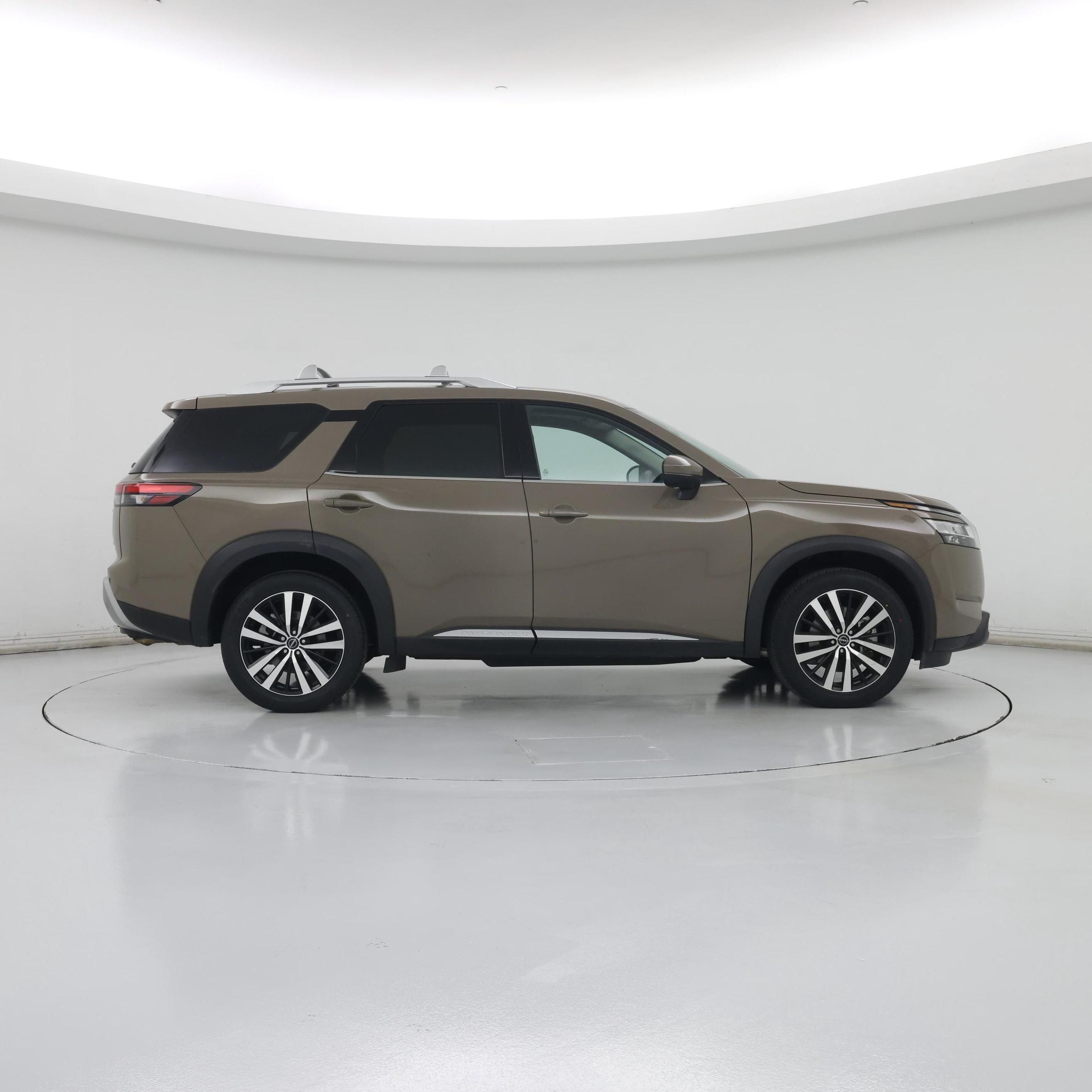 Thumbnail: 2023 Nissan Pathfinder - 7