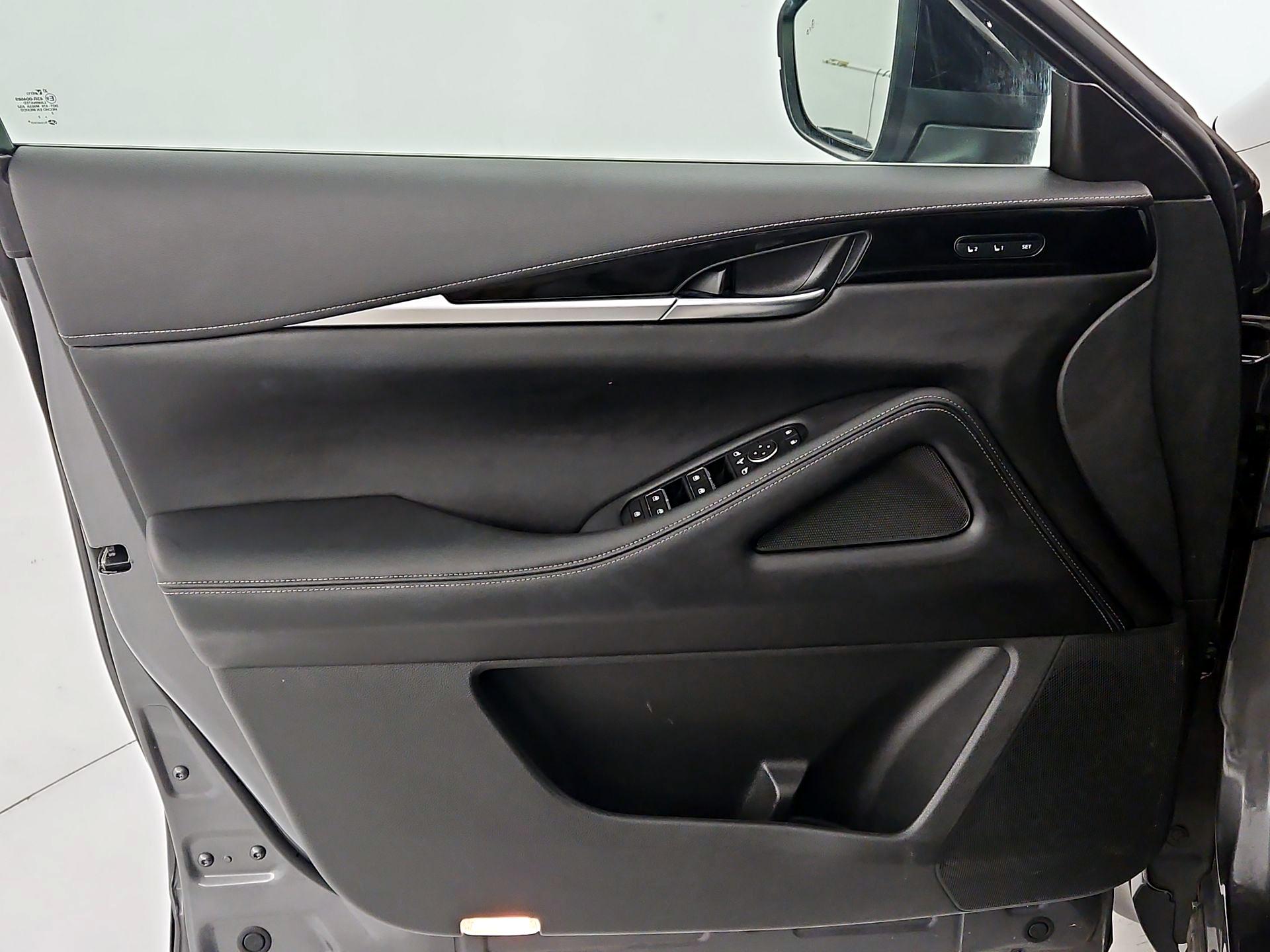 Thumbnail: 2023 INFINITI QX60 - 12