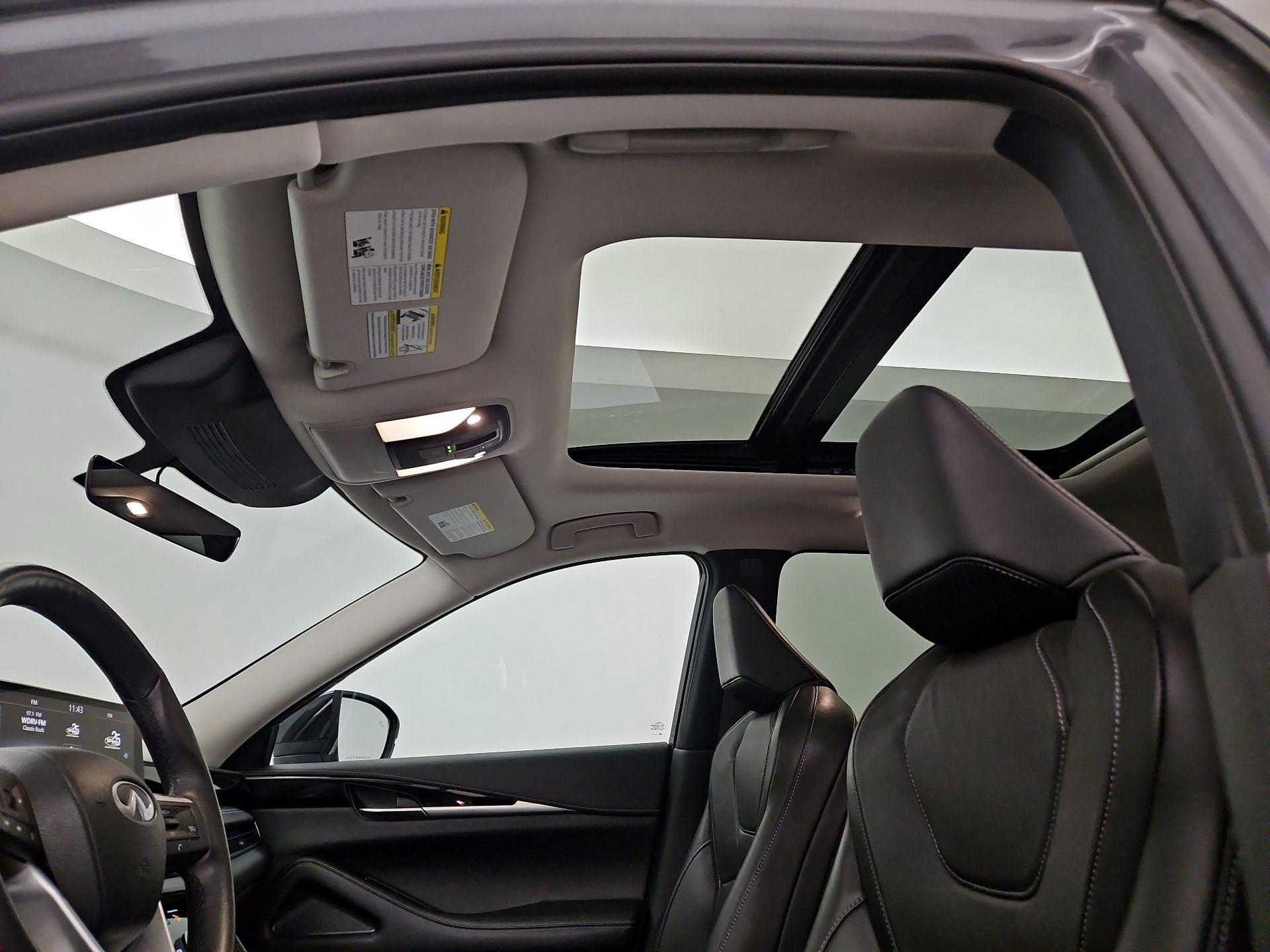 Thumbnail: 2023 INFINITI QX60 - 18