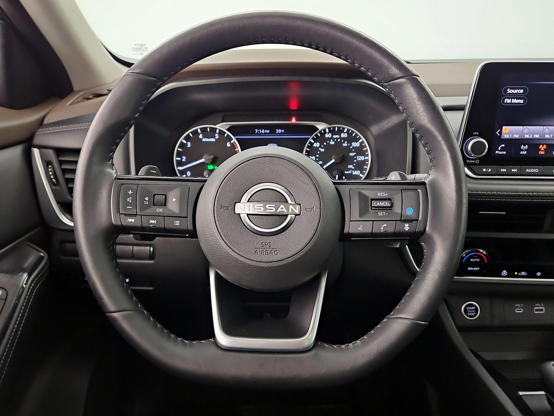 Thumbnail: 2023 Nissan Rogue - 10