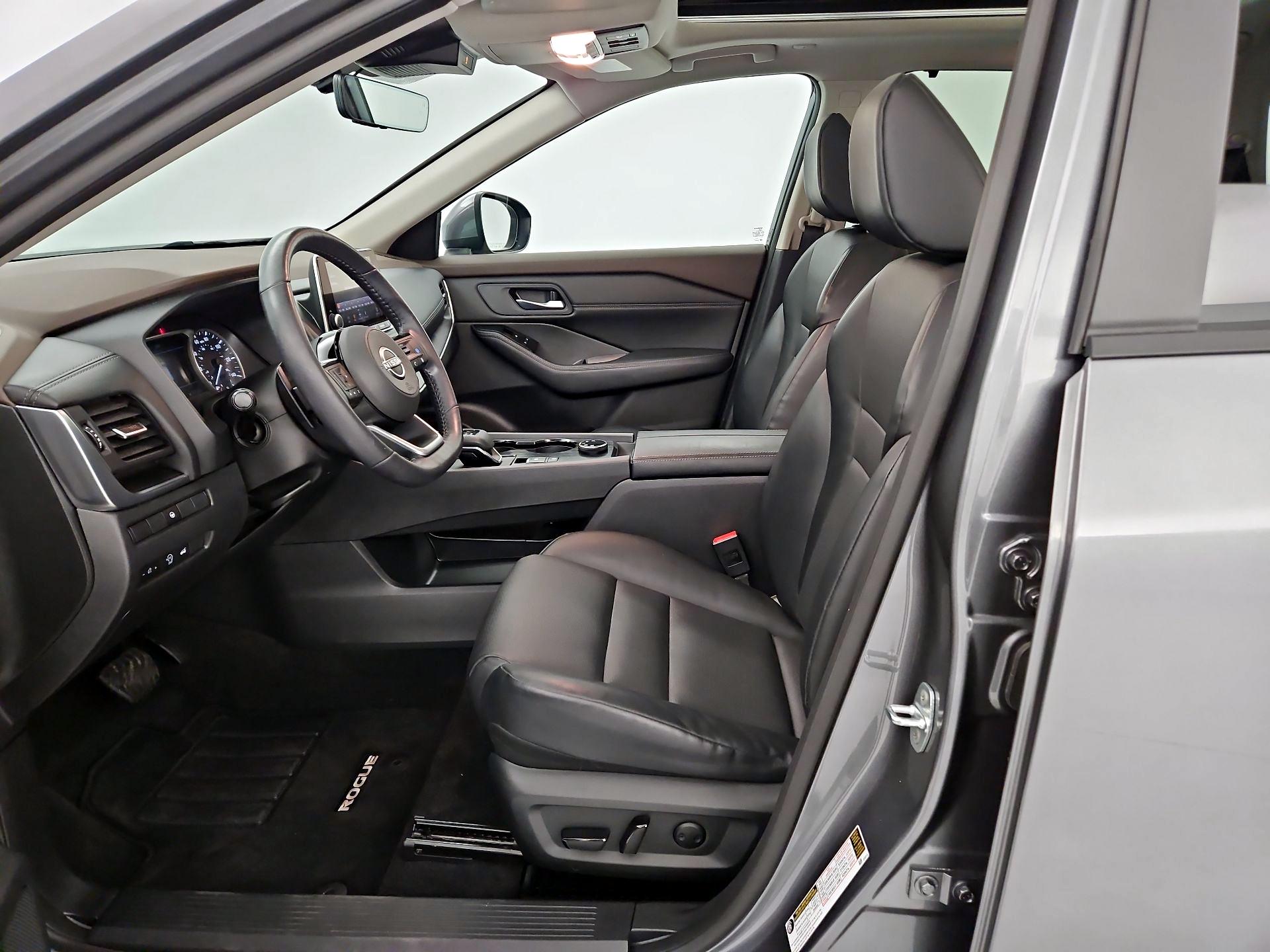 Thumbnail: 2023 Nissan Rogue - 11