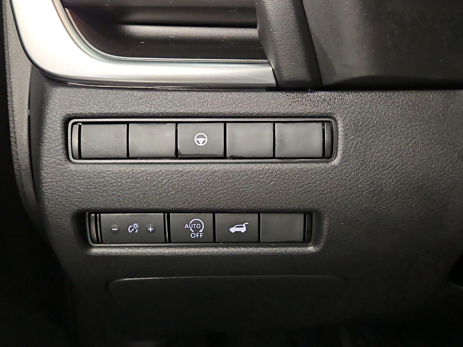 Thumbnail: 2023 Nissan Rogue - 13