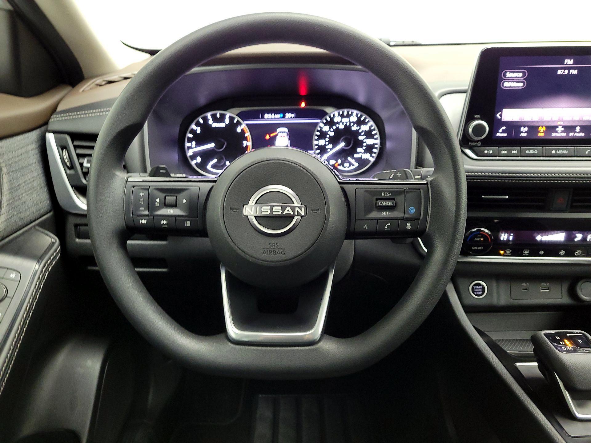 Thumbnail: 2023 Nissan Rogue - 10