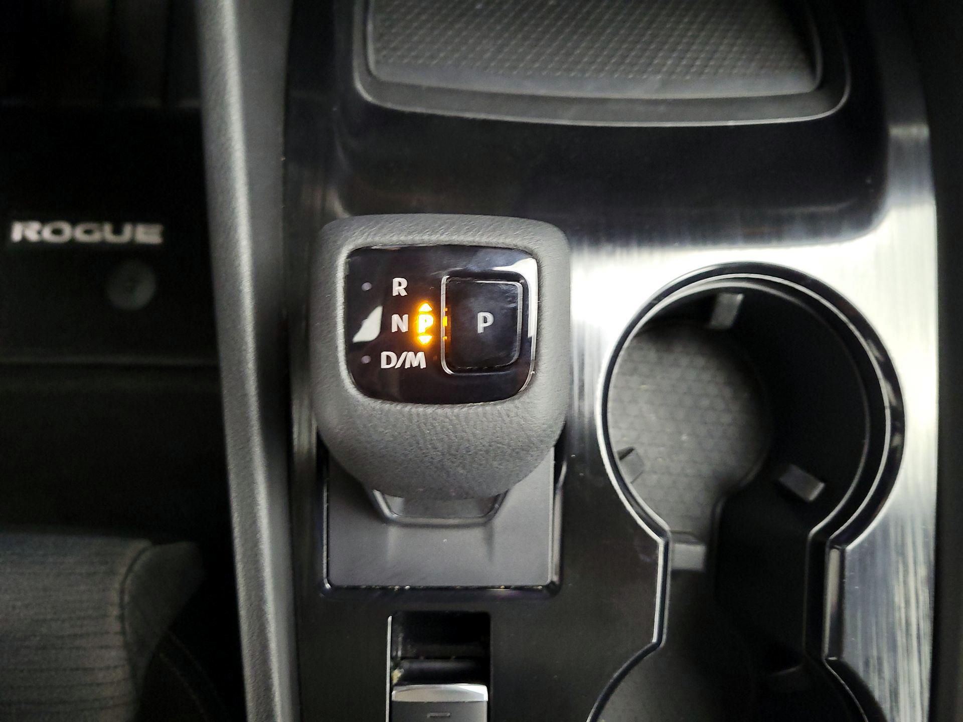 Thumbnail: 2023 Nissan Rogue - 15