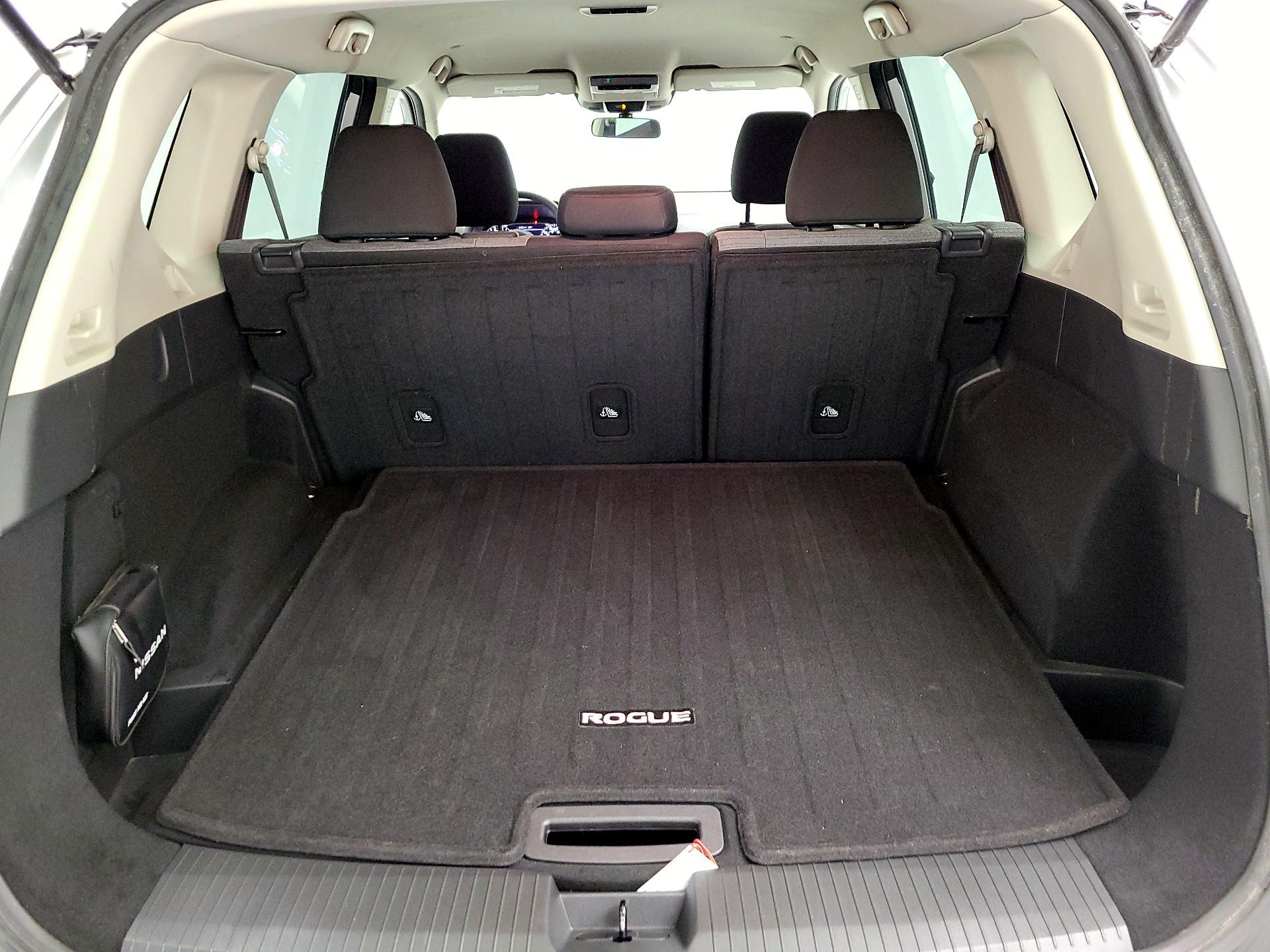 Thumbnail: 2023 Nissan Rogue - 16