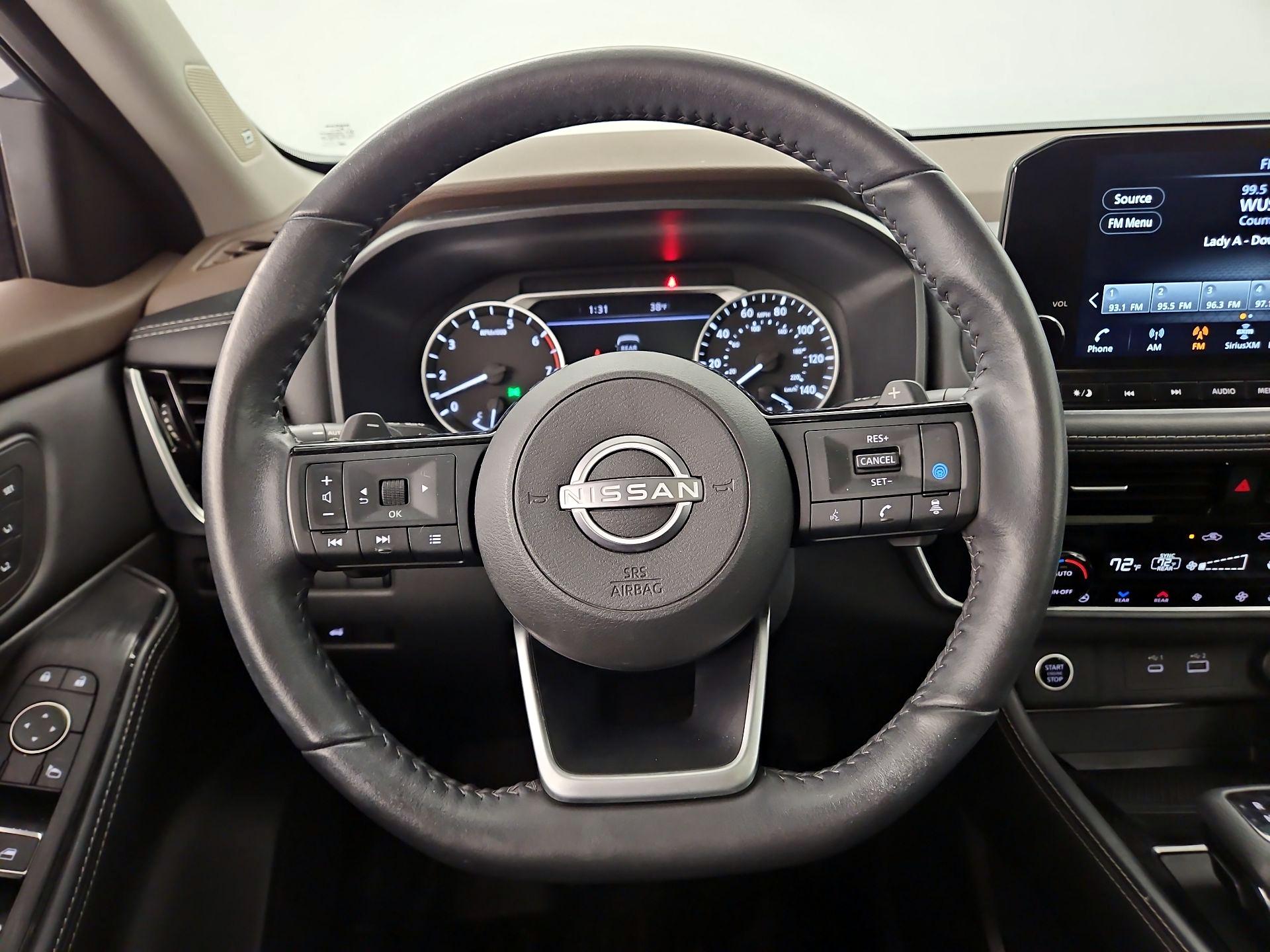 Thumbnail: 2023 Nissan Rogue - 10