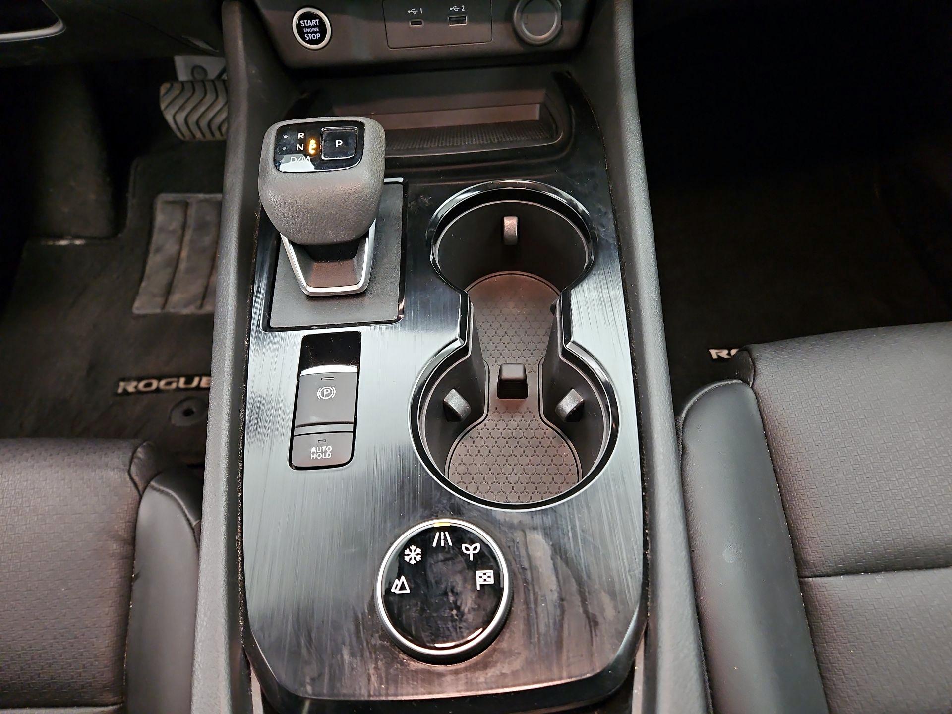 Thumbnail: 2023 Nissan Rogue - 17