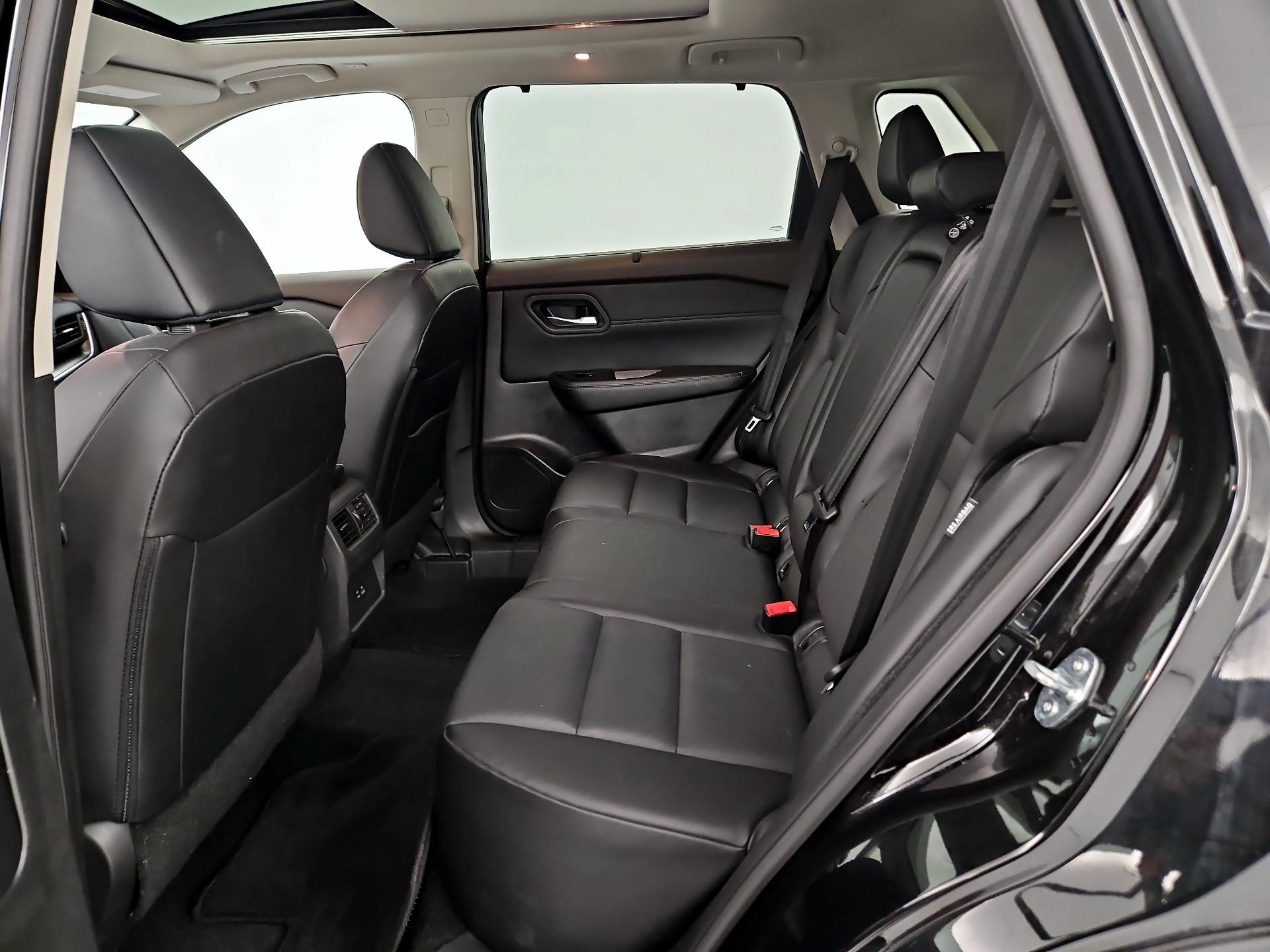 Thumbnail: 2023 Nissan Rogue - 20