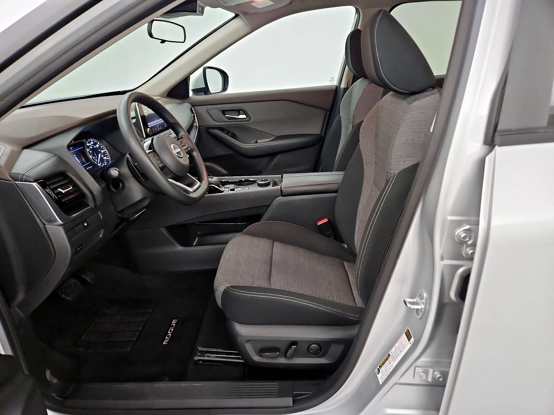 Thumbnail: 2023 Nissan Rogue - 11