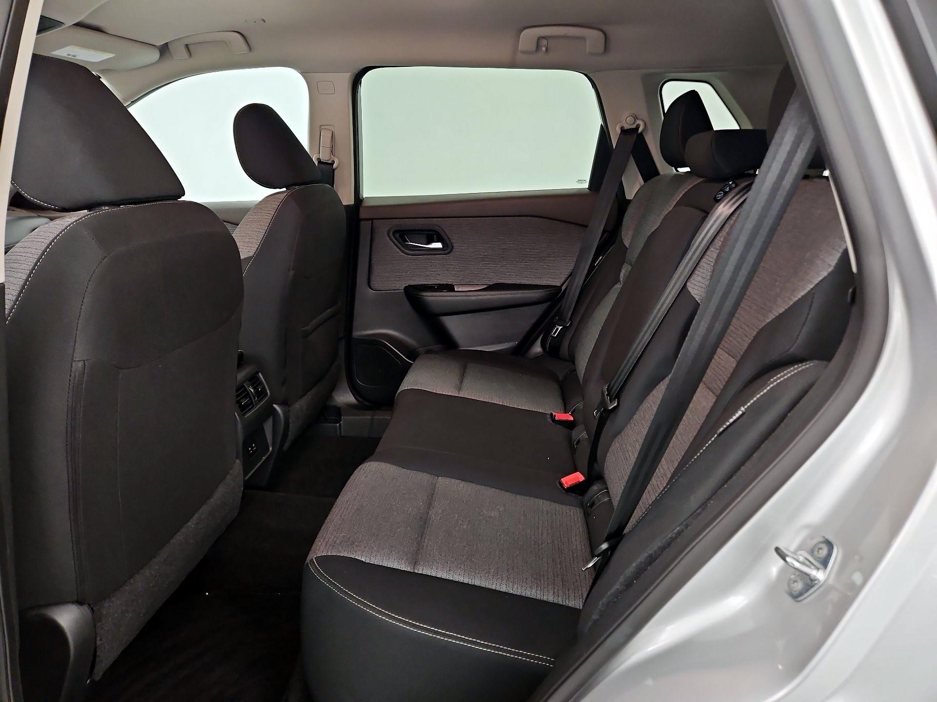 Thumbnail: 2023 Nissan Rogue - 19