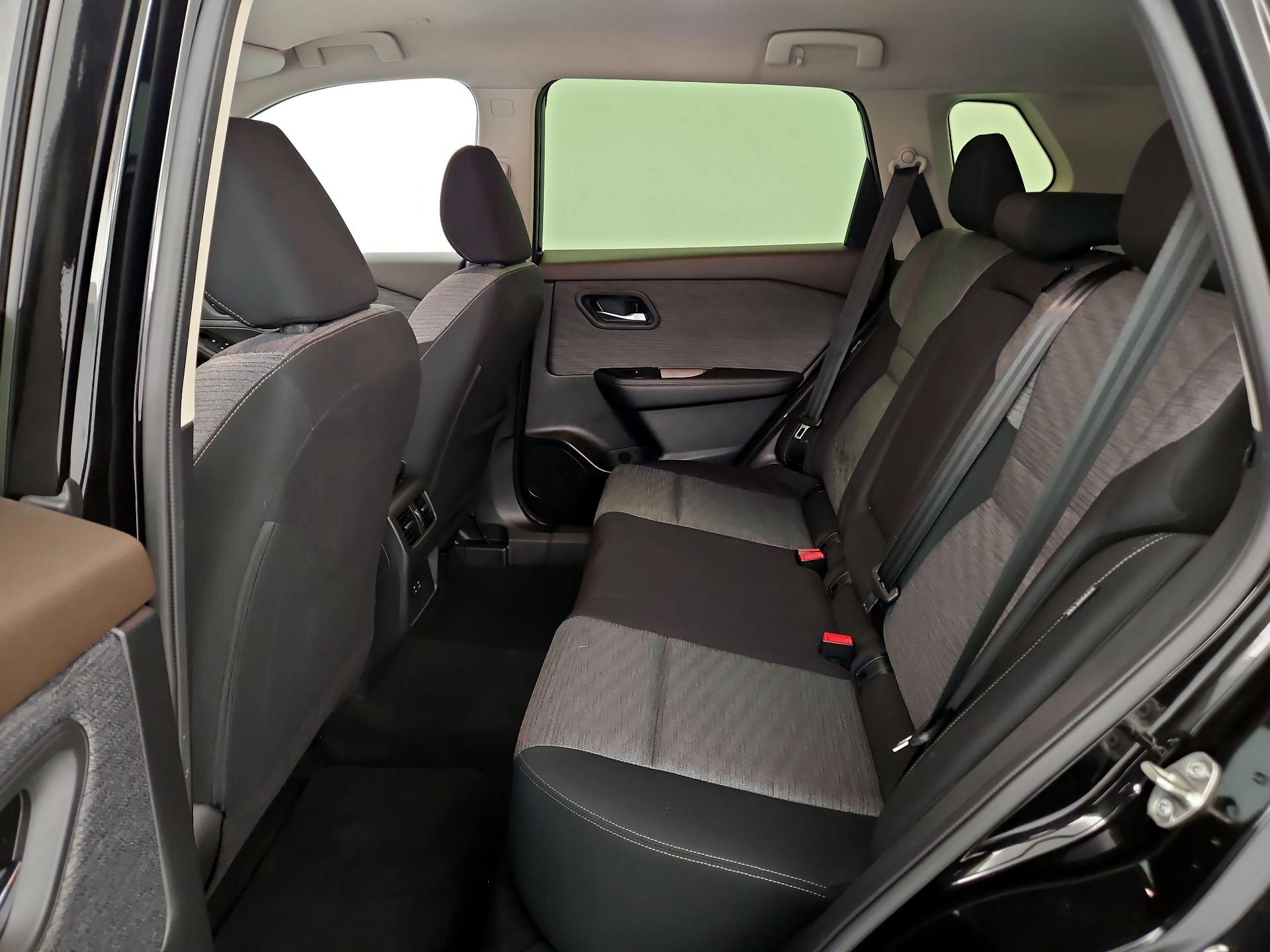 Thumbnail: 2023 Nissan Rogue - 19