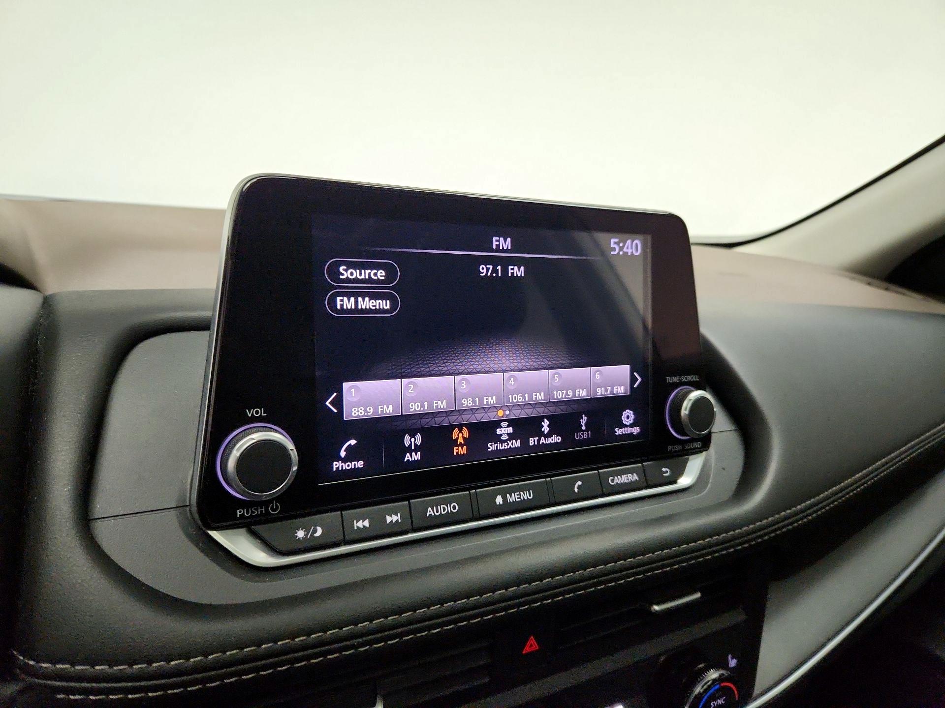 Thumbnail: 2023 Nissan Rogue - 15