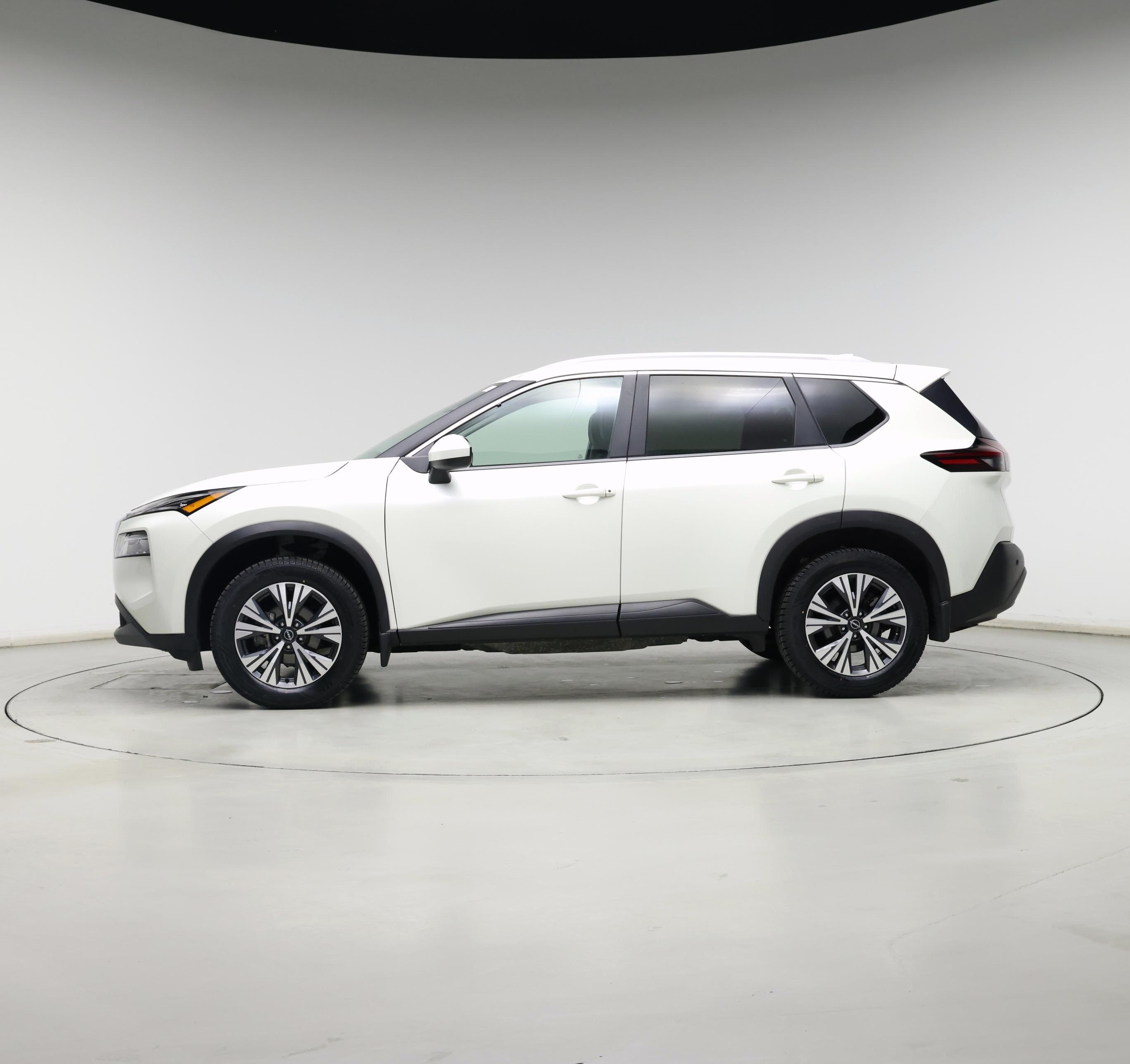 Thumbnail: 2023 Nissan Rogue - 3