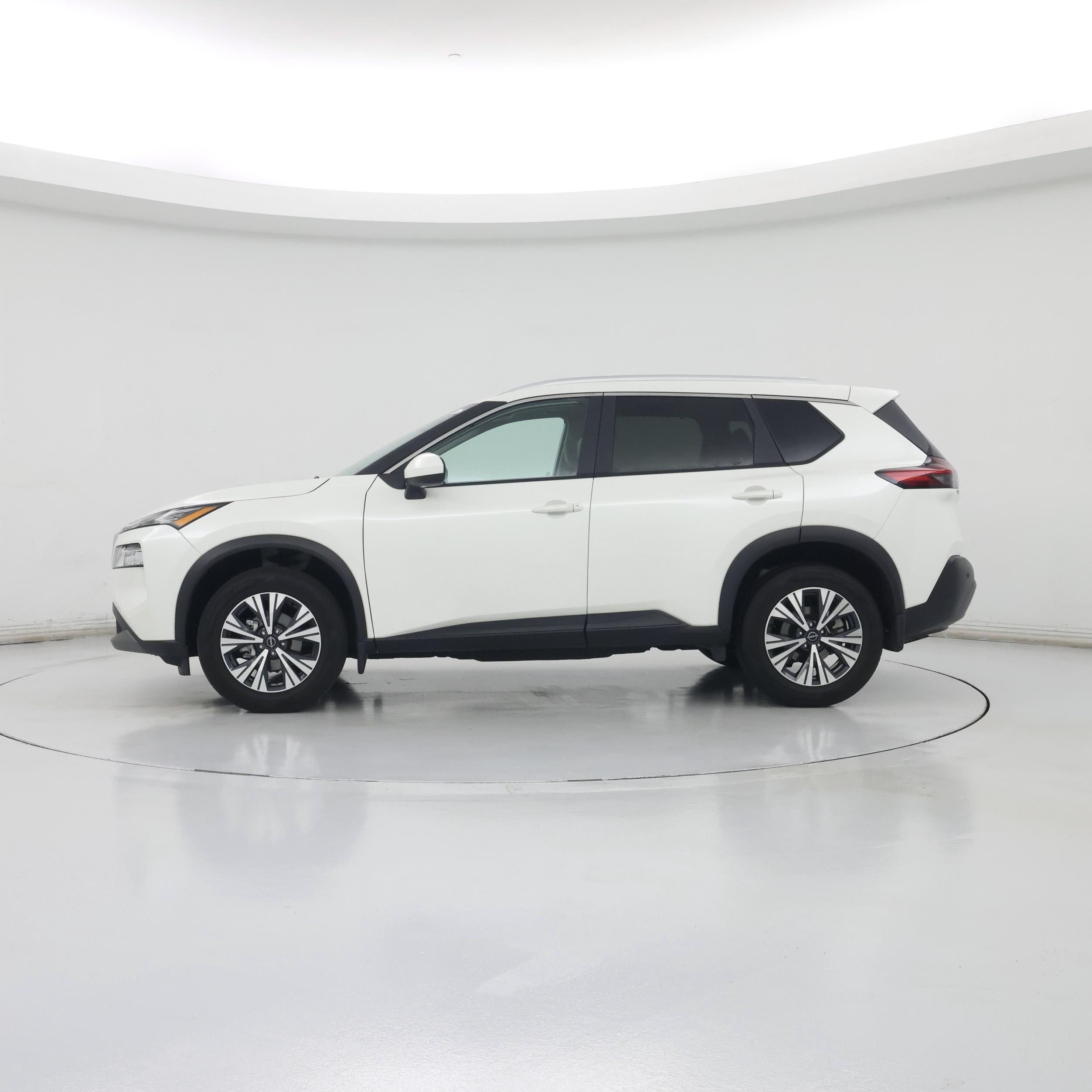 Thumbnail: 2023 Nissan Rogue - 3