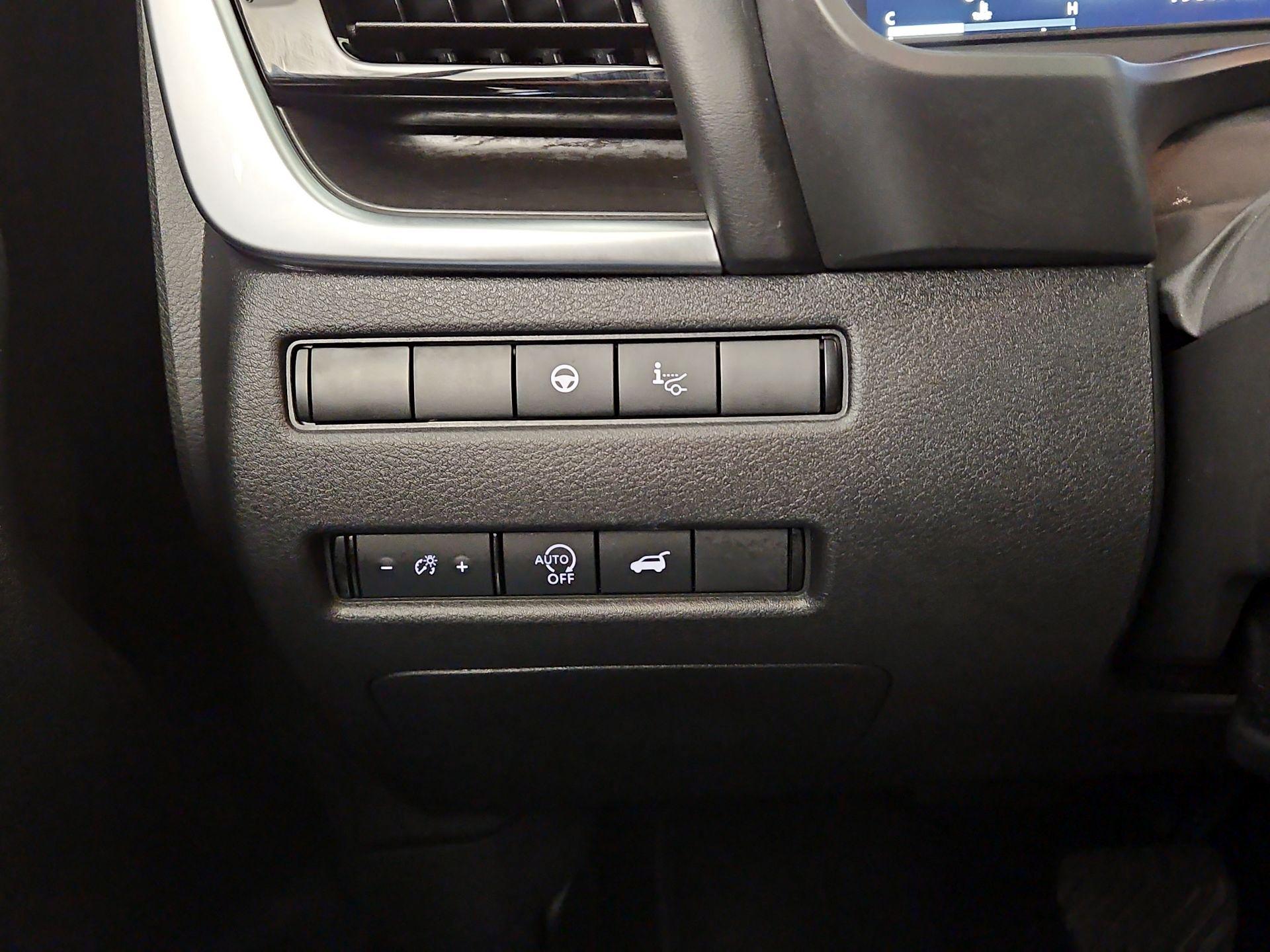 Thumbnail: 2023 Nissan Rogue - 13