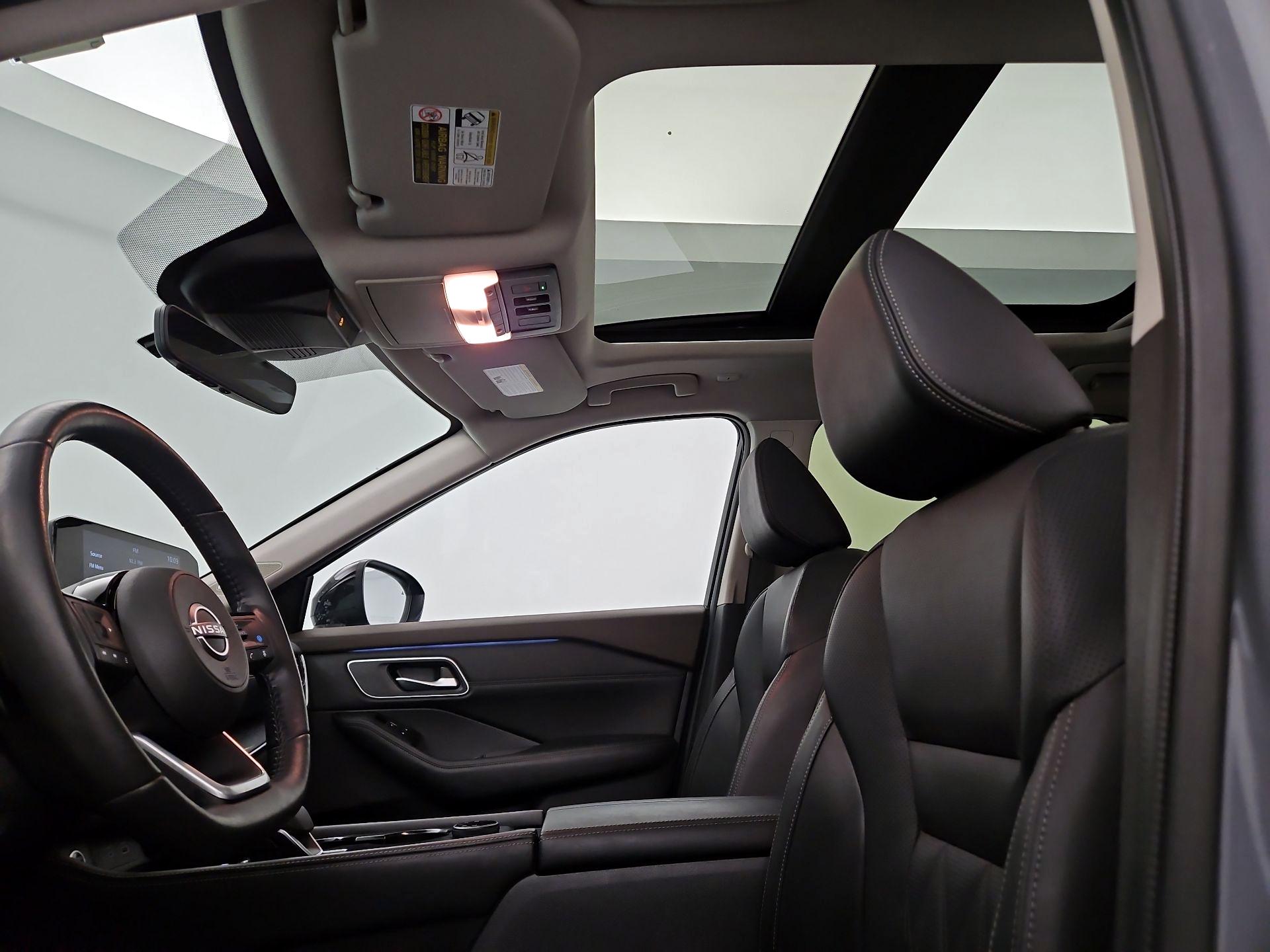 Thumbnail: 2023 Nissan Rogue - 19