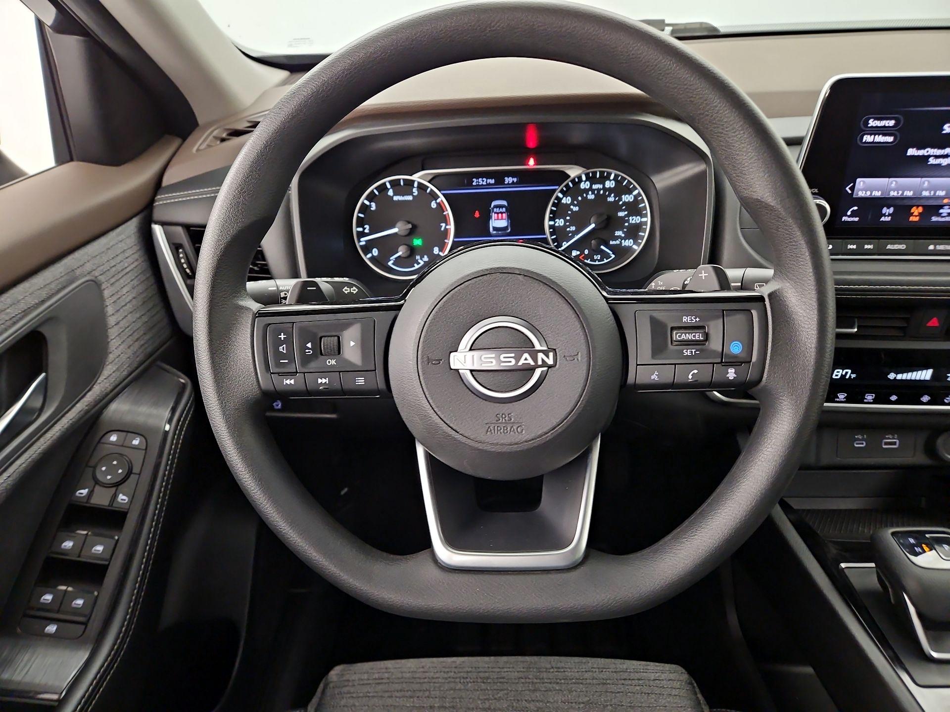 Thumbnail: 2023 Nissan Rogue - 10