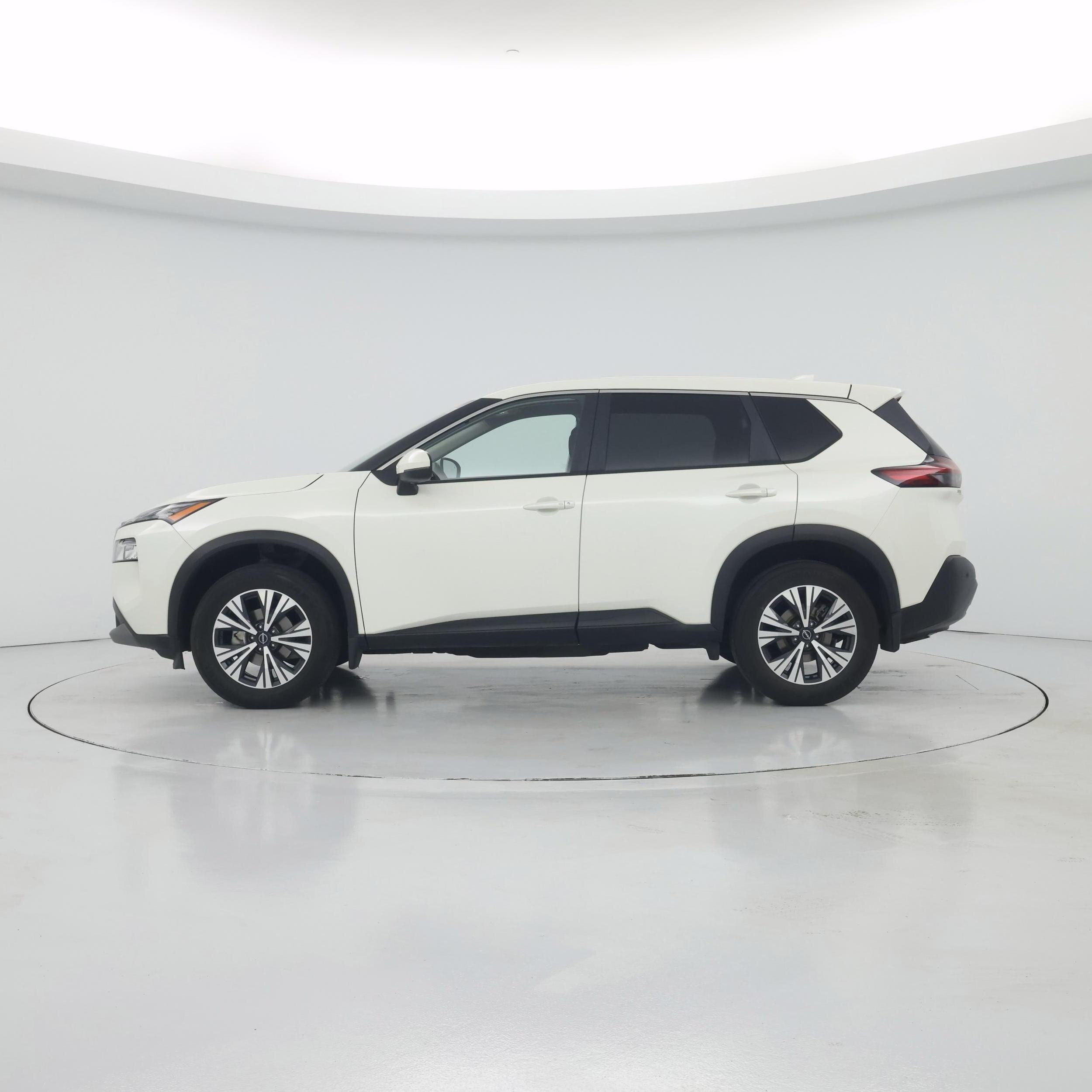 Thumbnail: 2023 Nissan Rogue - 3