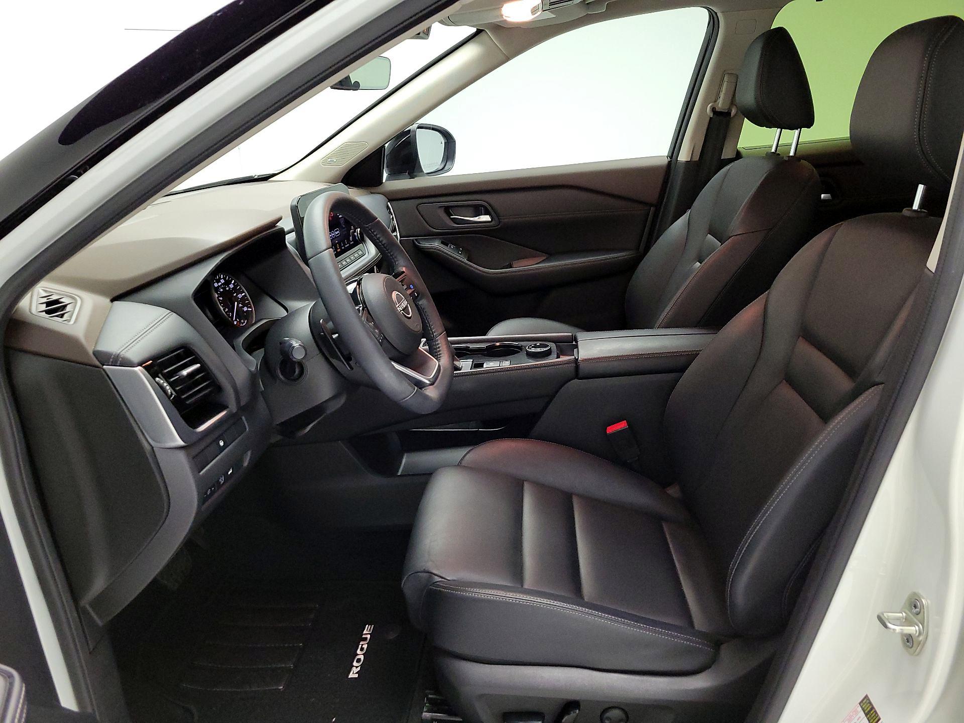 Thumbnail: 2023 Nissan Rogue - 11