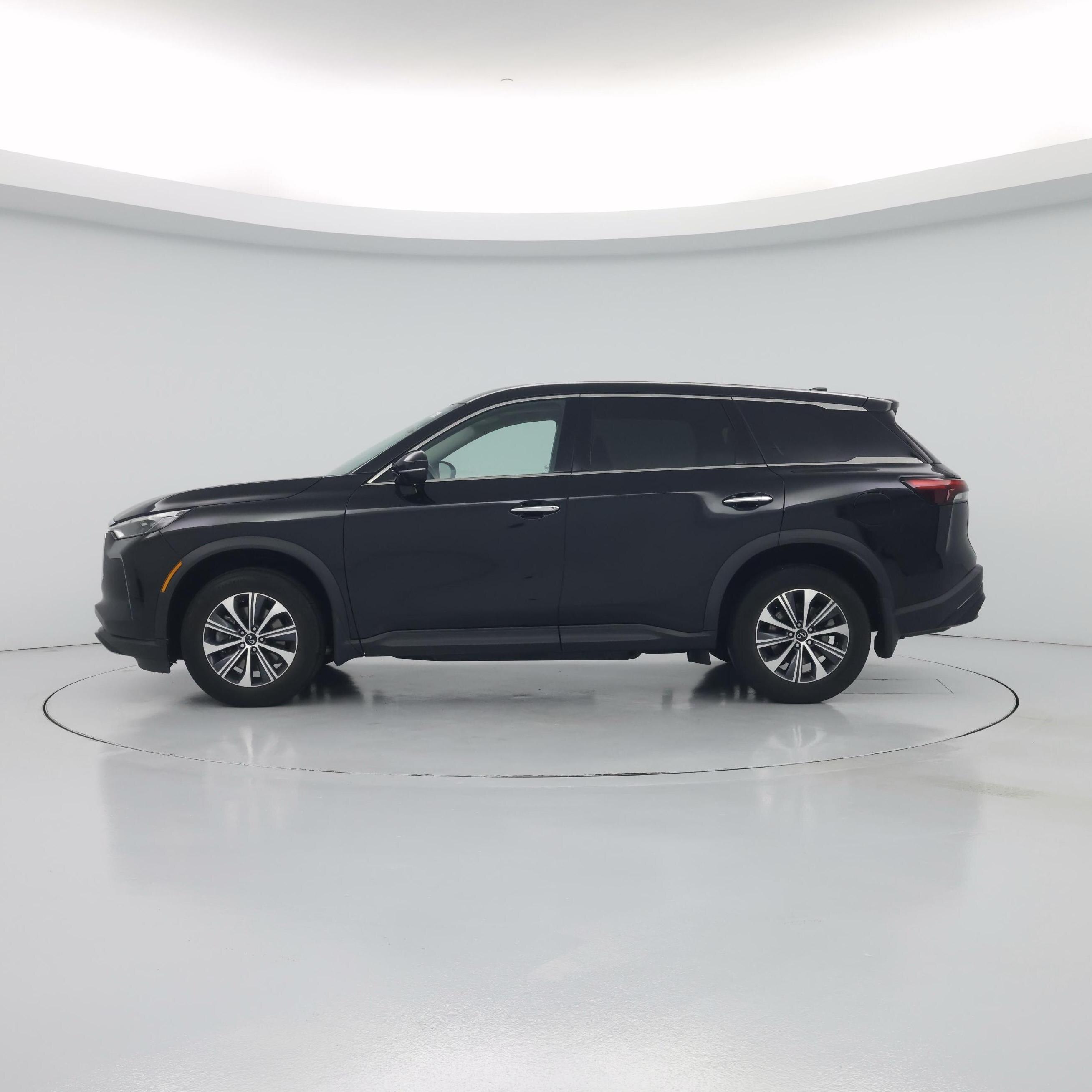 Thumbnail: 2023 INFINITI QX60 - 3