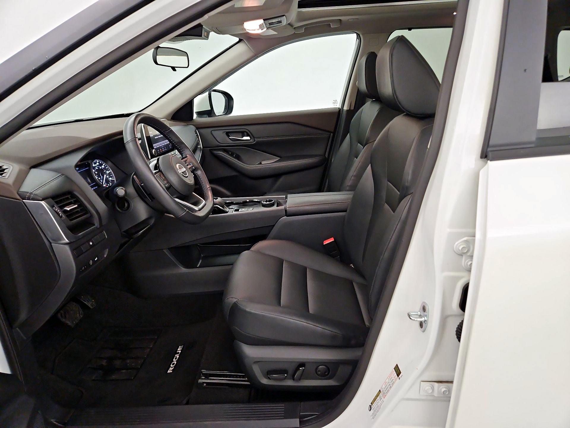 Thumbnail: 2023 Nissan Rogue - 11