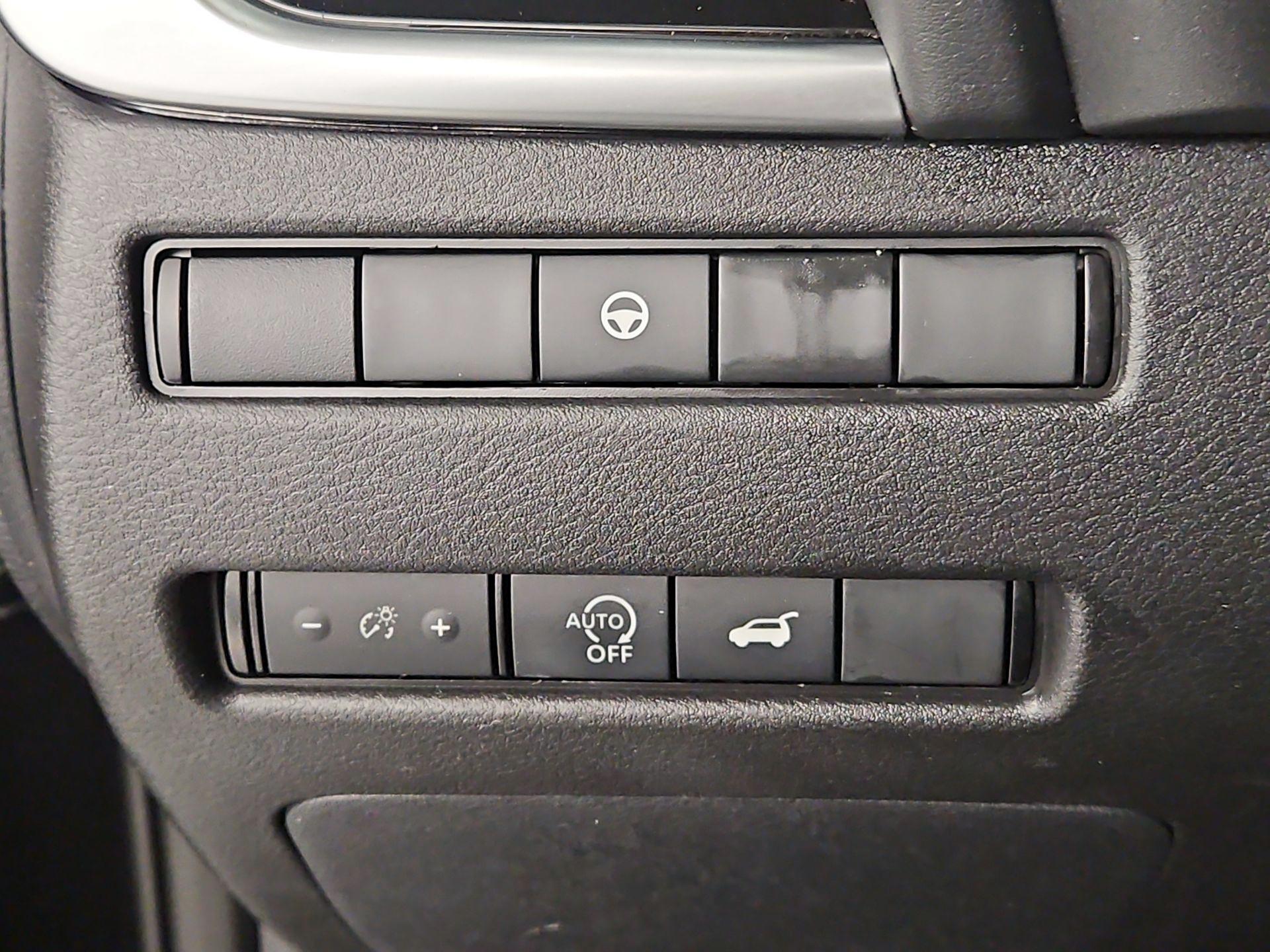 Thumbnail: 2023 Nissan Rogue - 13