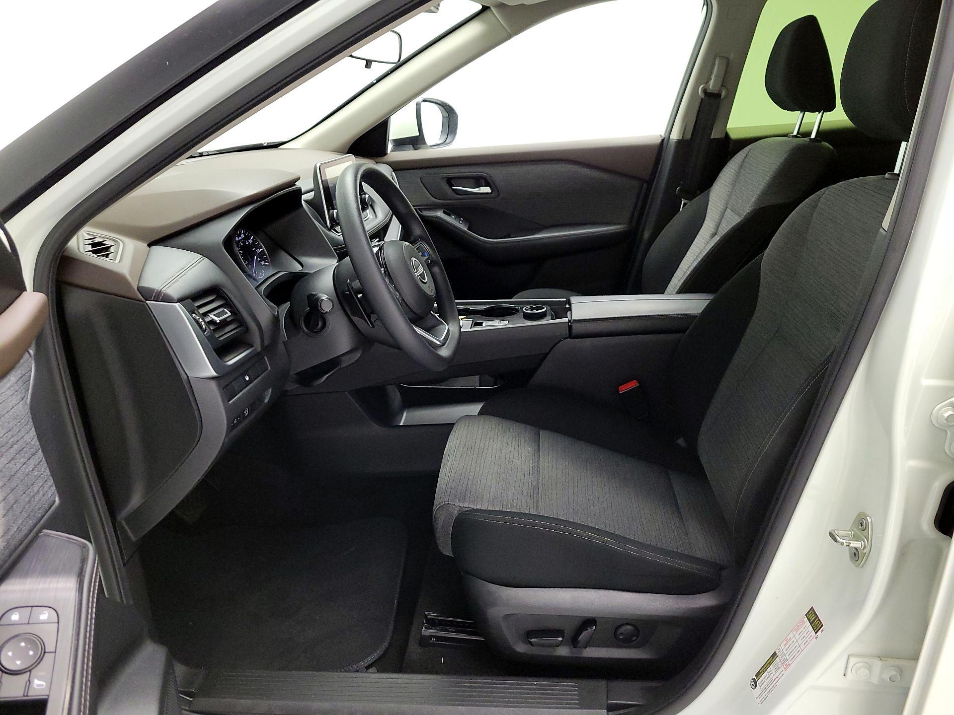 Thumbnail: 2023 Nissan Rogue - 11