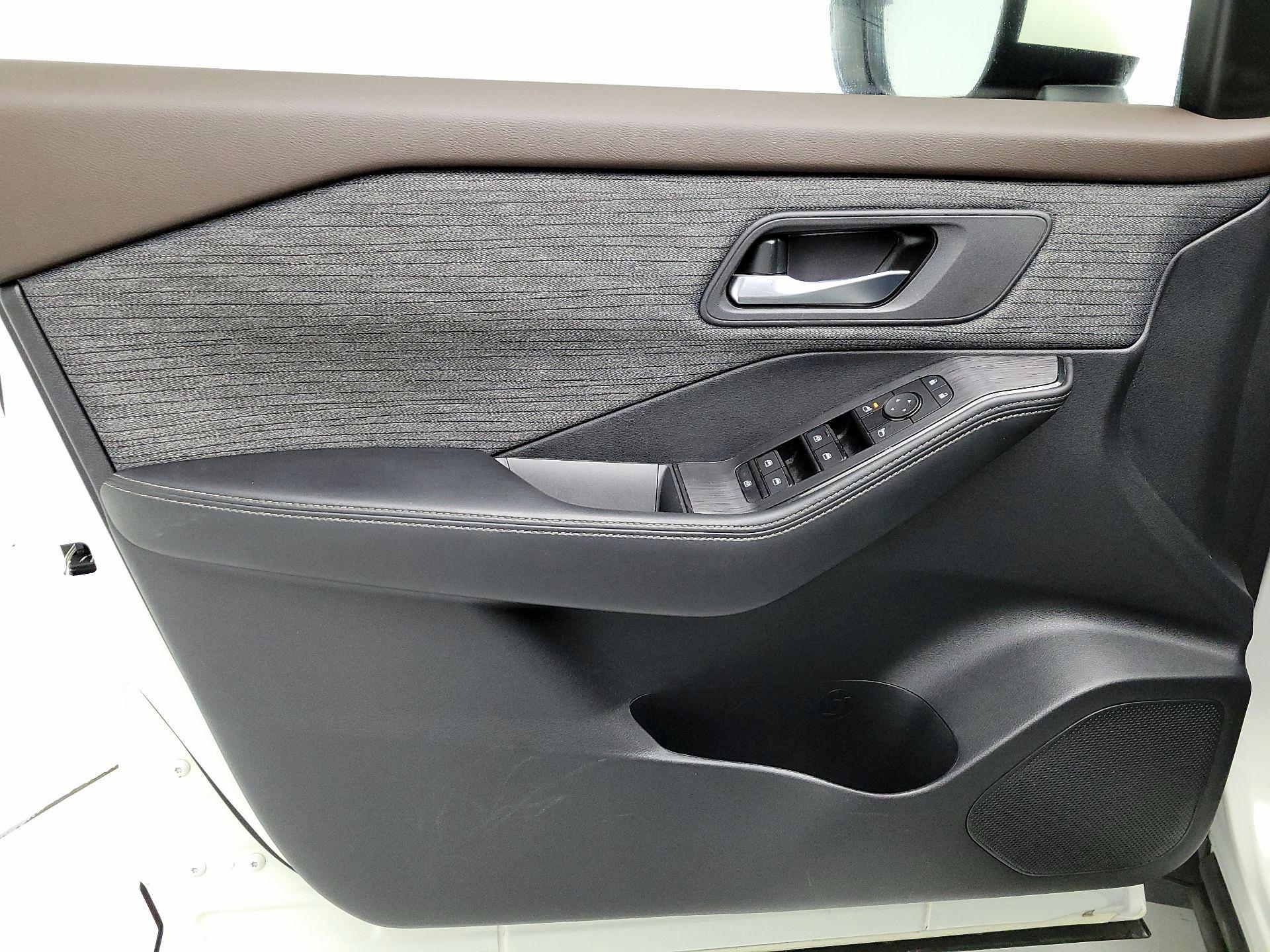 Thumbnail: 2023 Nissan Rogue - 12