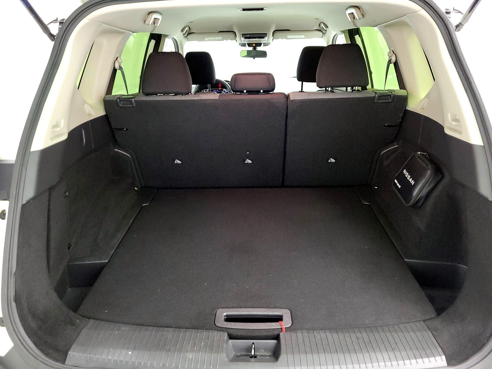 Thumbnail: 2023 Nissan Rogue - 17