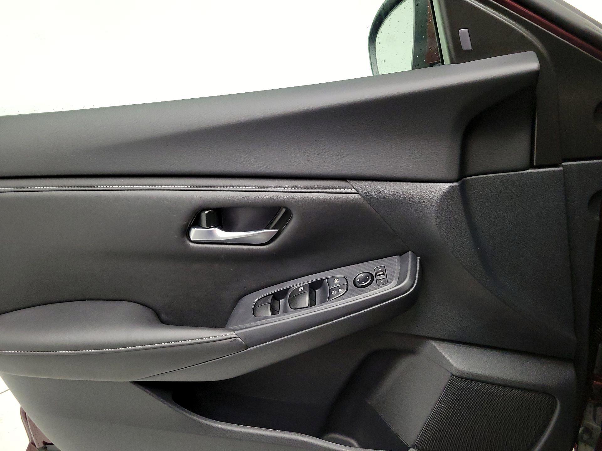 Thumbnail: 2025 Nissan Sentra - 12