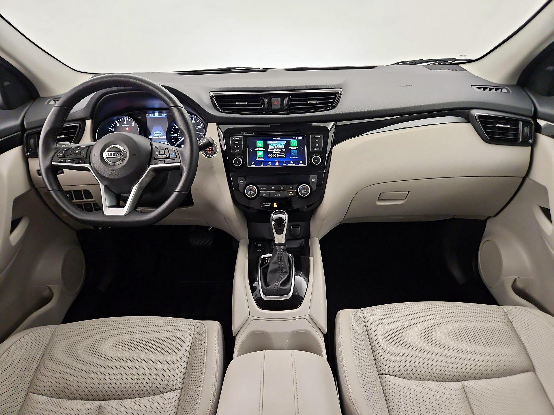 Thumbnail: 2022 Nissan Rogue Sport - 9