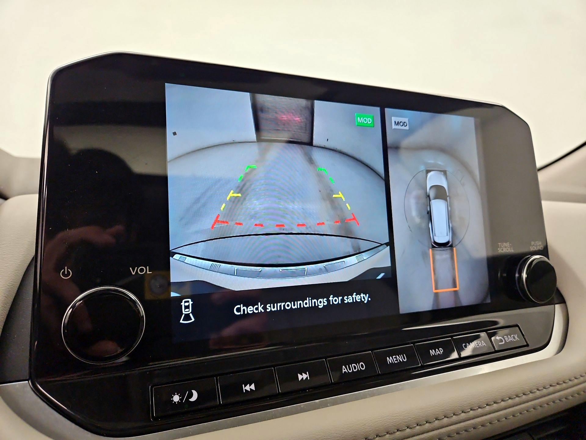 Thumbnail: 2023 Nissan Rogue - 15