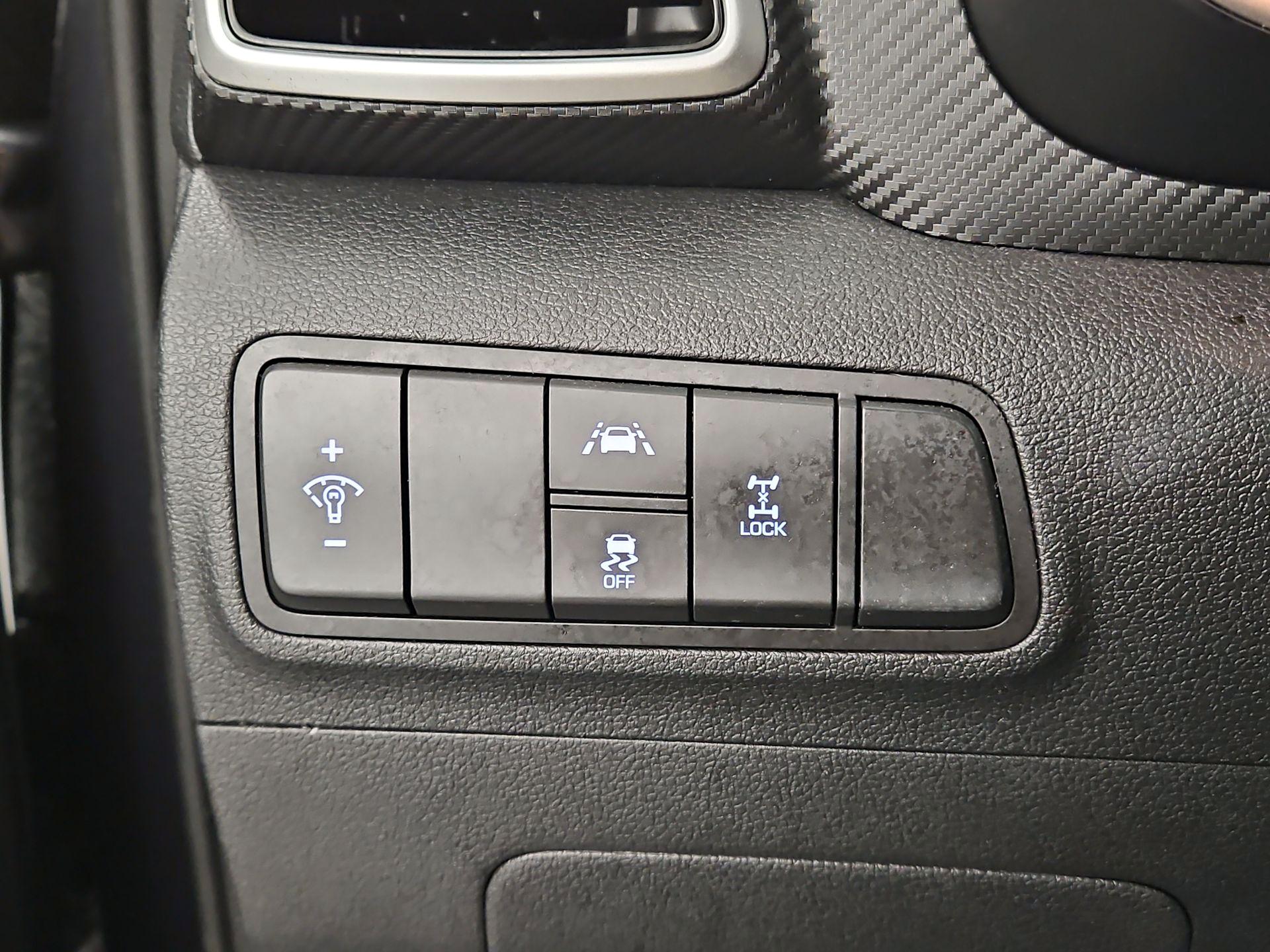 Thumbnail: 2019 Hyundai Tucson - 13