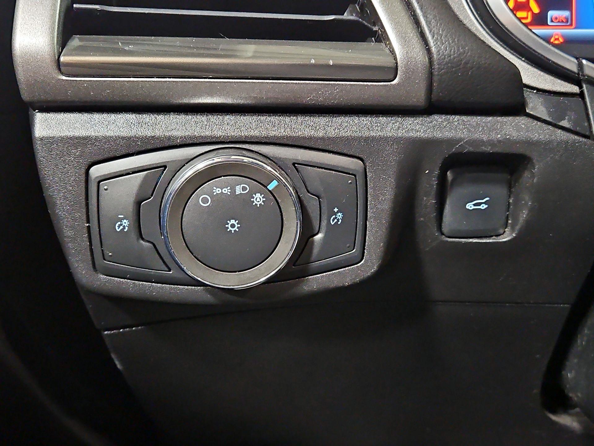 Thumbnail: 2018 Ford Fusion - 13