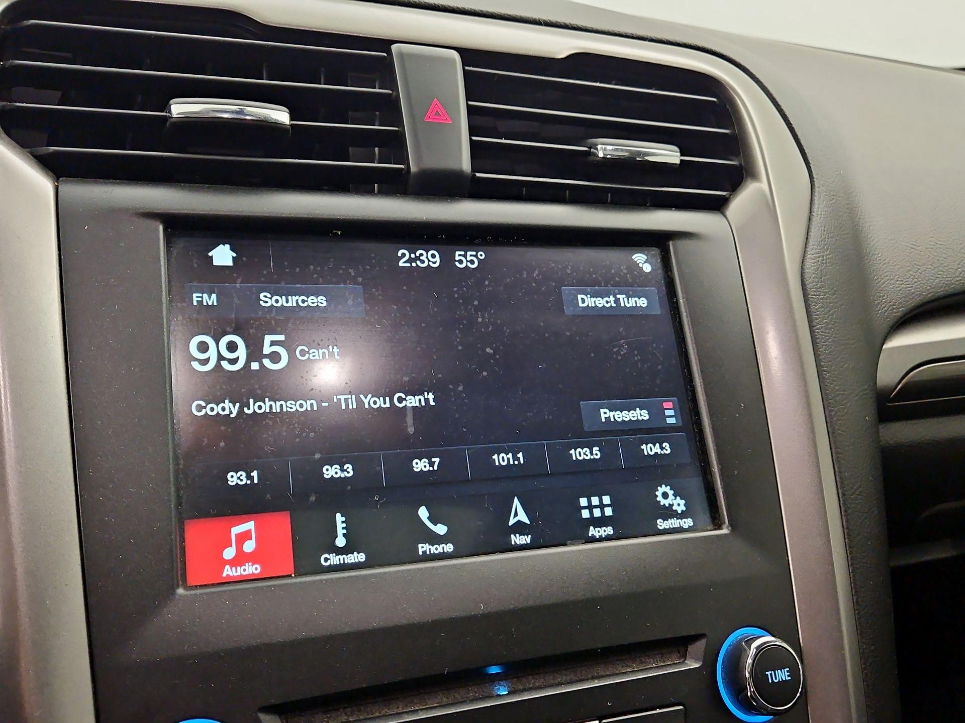 Thumbnail: 2018 Ford Fusion - 16