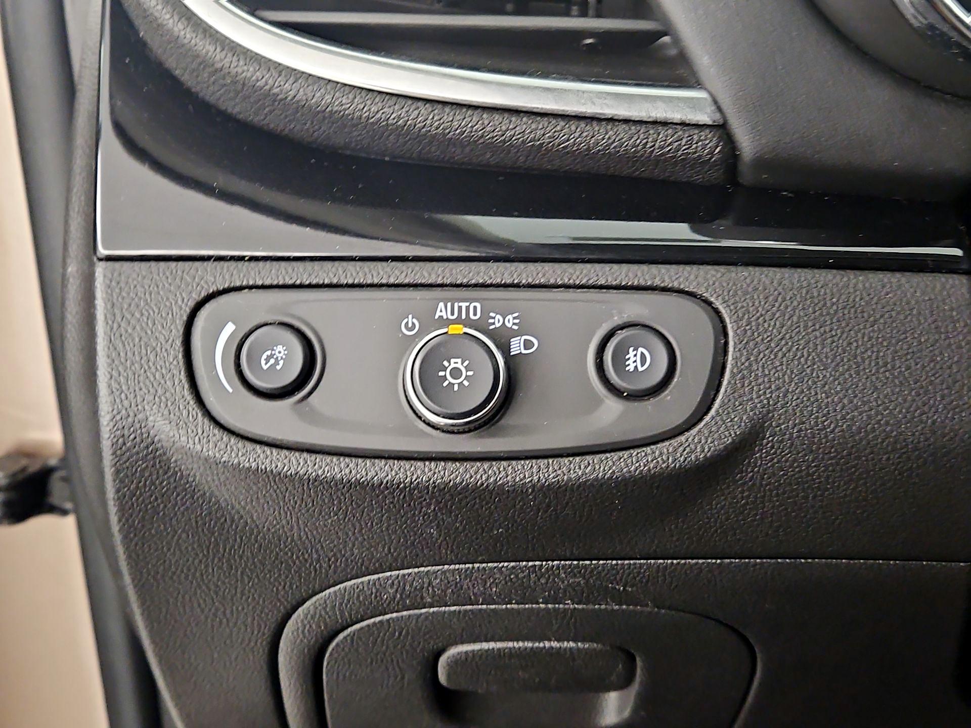 Thumbnail: 2018 Buick Encore - 13