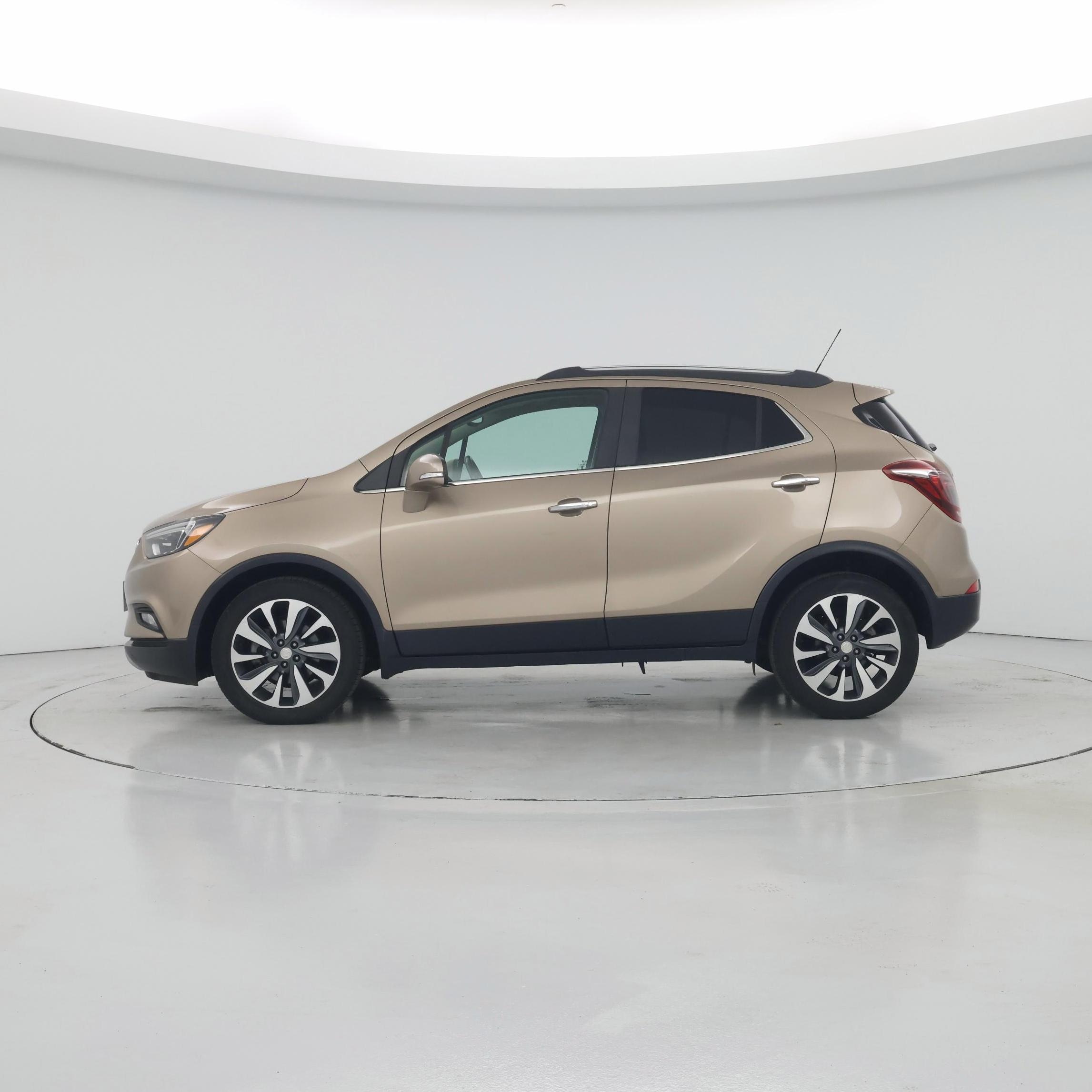 Thumbnail: 2018 Buick Encore - 3
