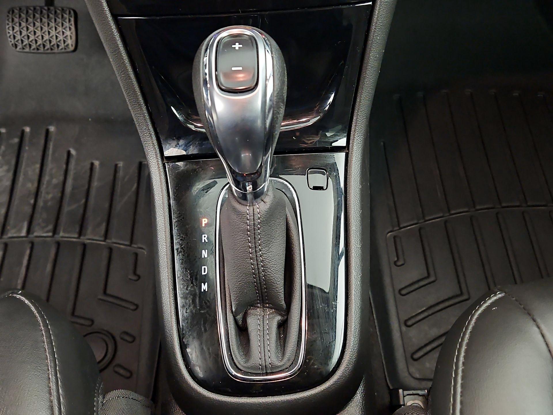 Thumbnail: 2018 Buick Encore - 18