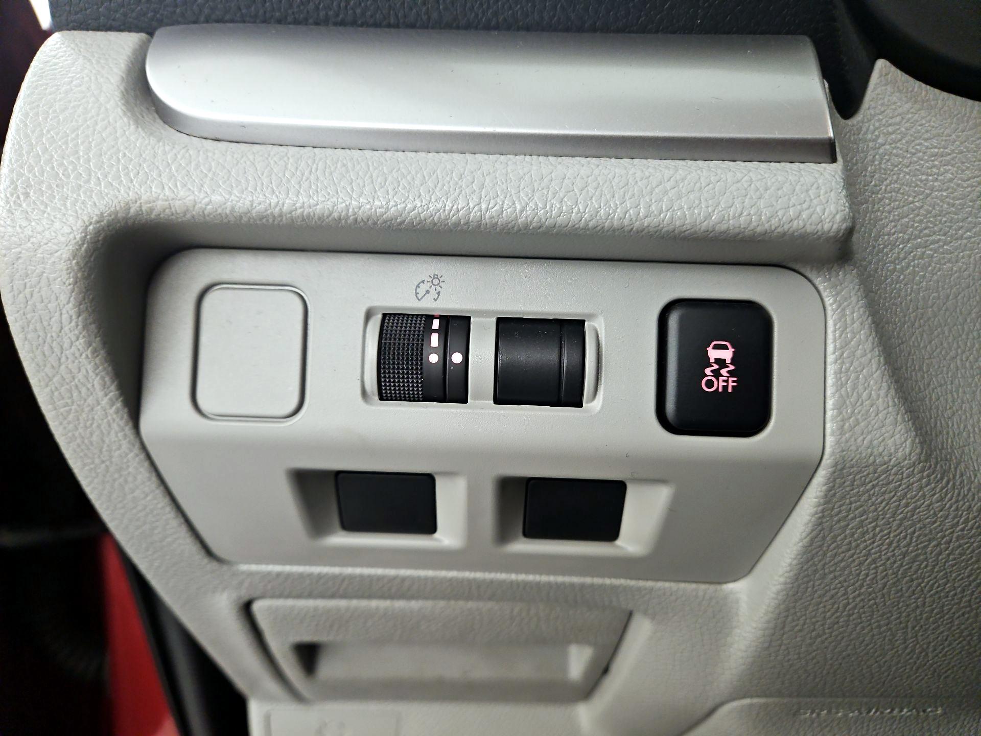 Thumbnail: 2016 Subaru Forester - 13