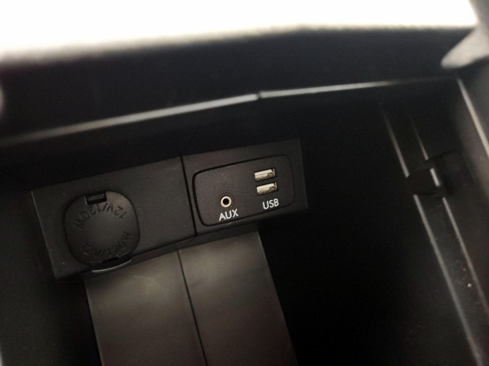 Thumbnail: 2016 Subaru Forester - 18