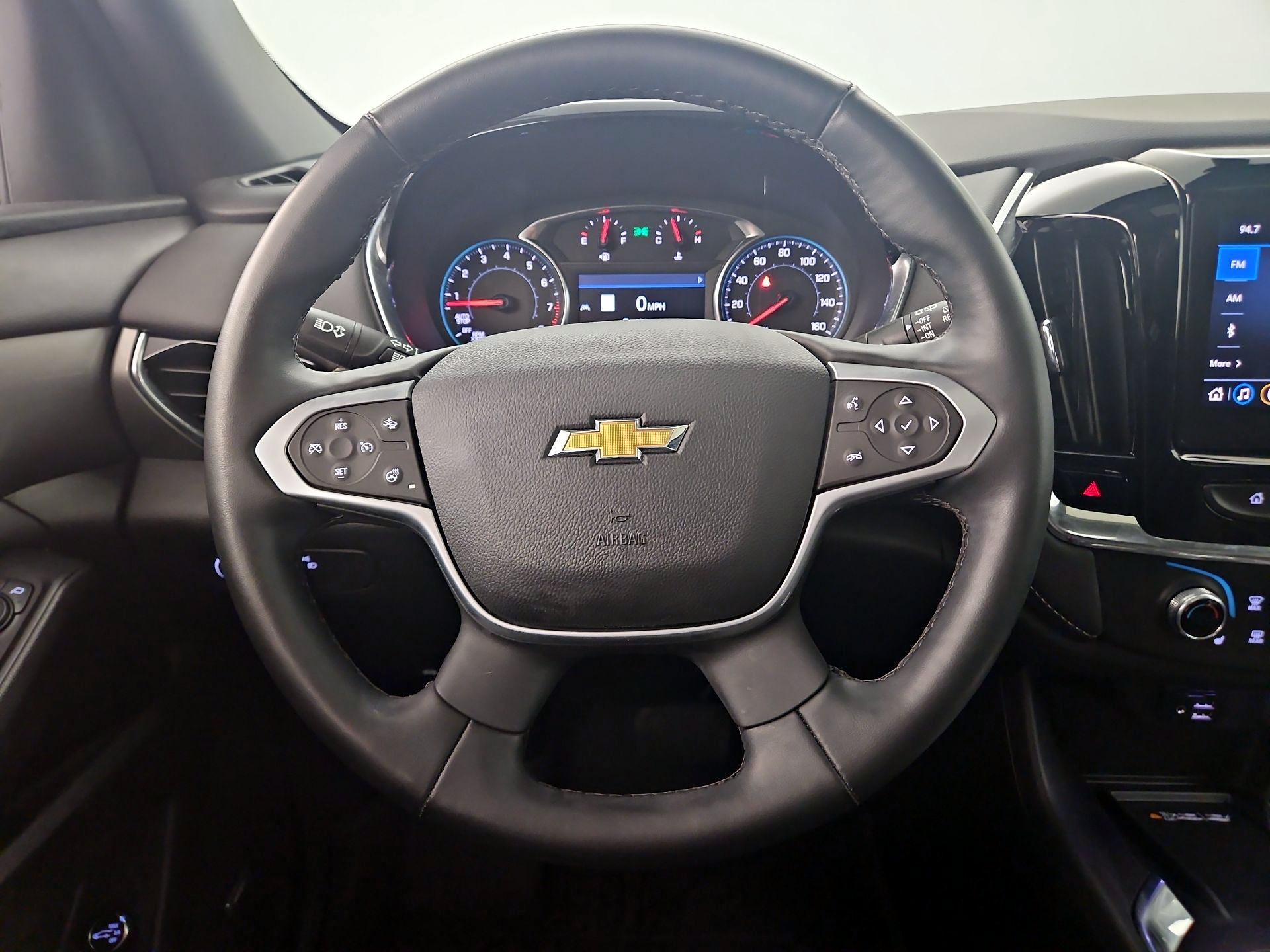 Thumbnail: 2023 Chevrolet Traverse - 10