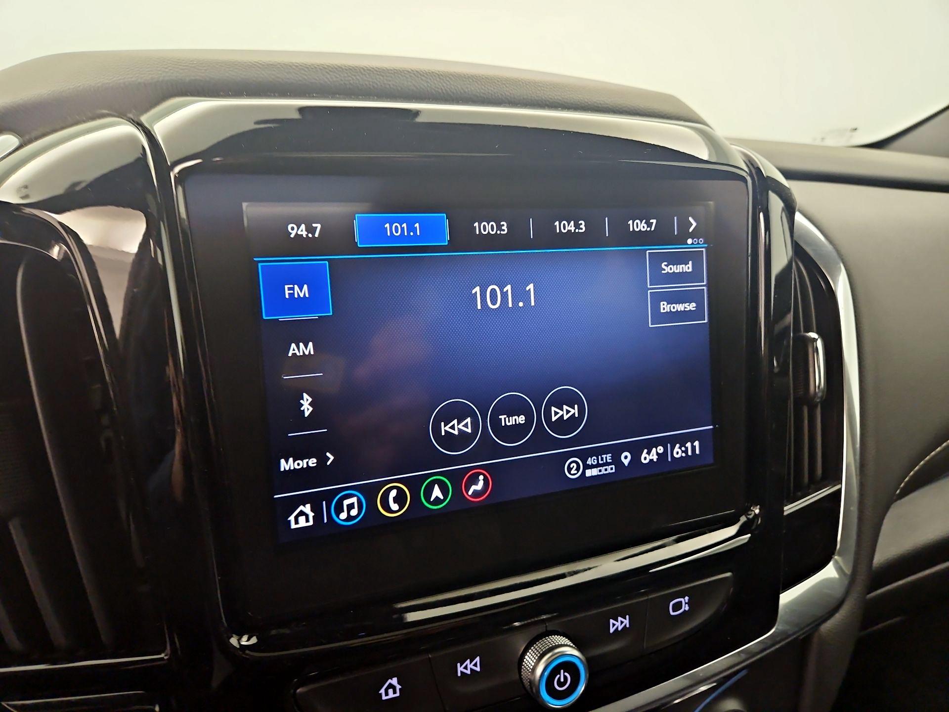 Thumbnail: 2023 Chevrolet Traverse - 16