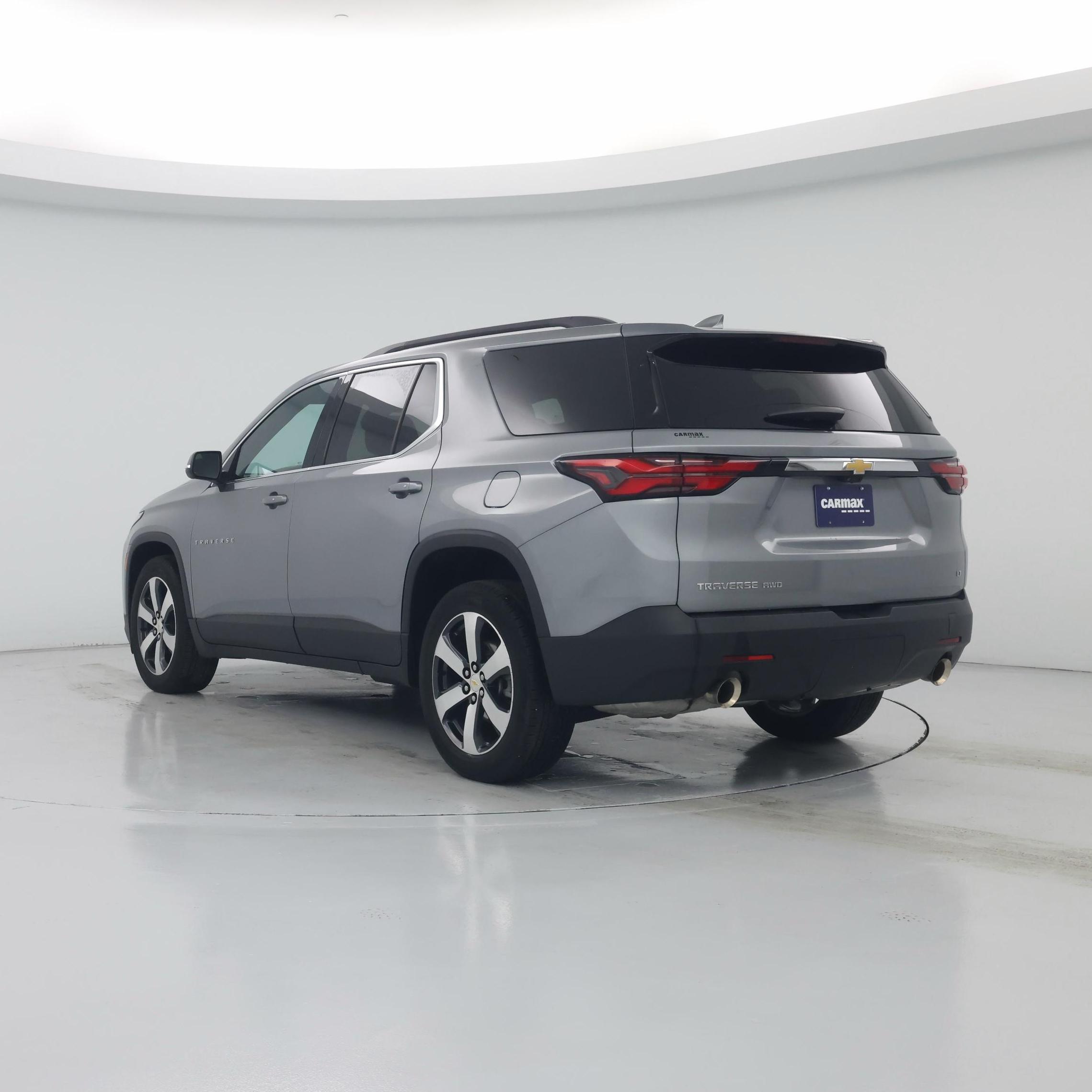 Thumbnail: 2023 Chevrolet Traverse - 2