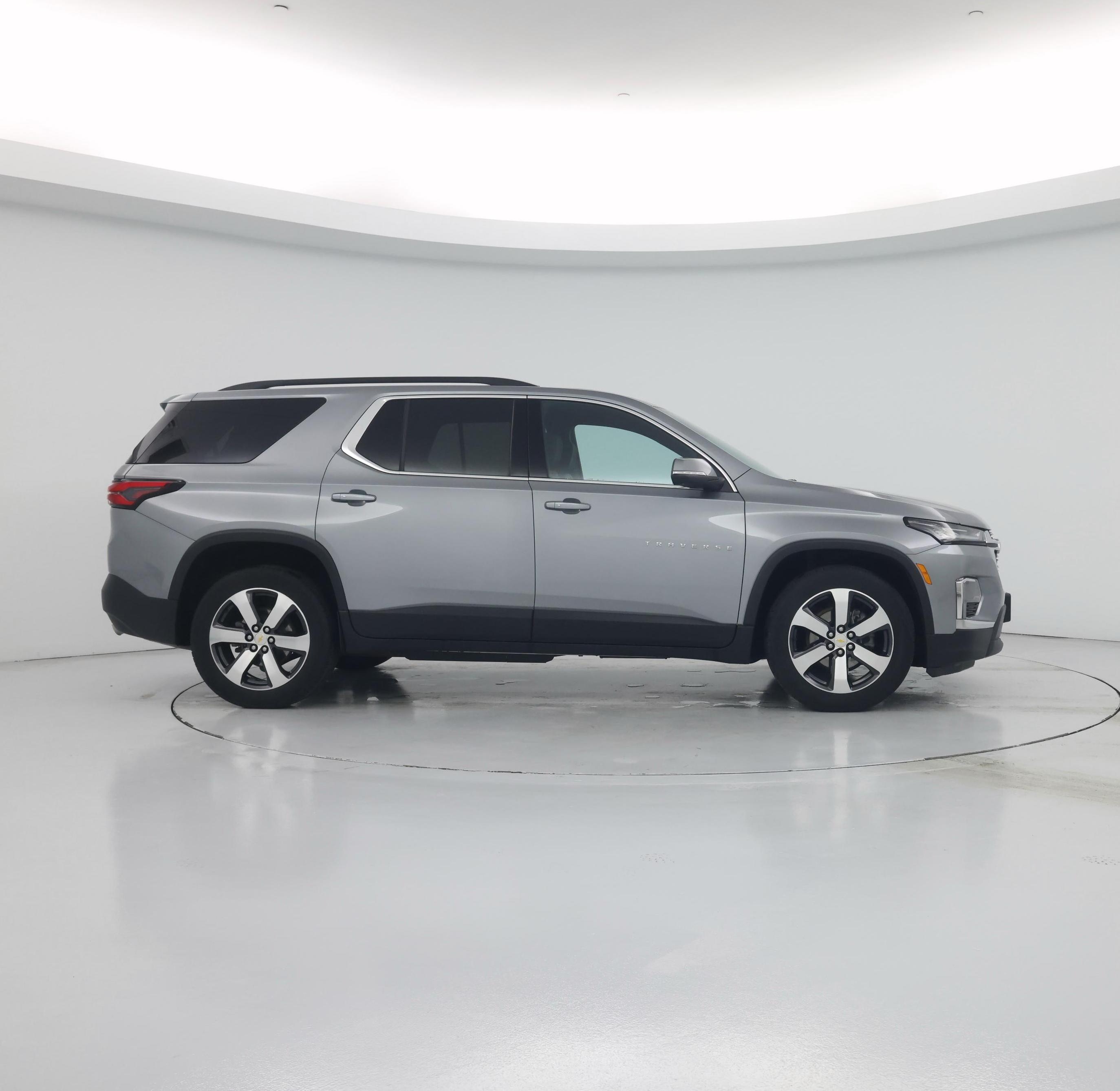 Thumbnail: 2023 Chevrolet Traverse - 7