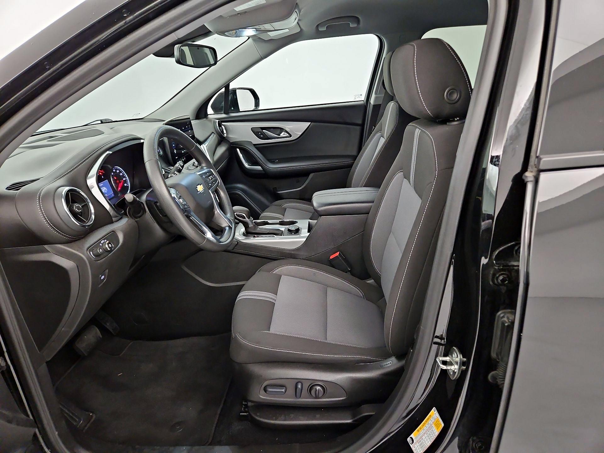 Thumbnail: 2023 Chevrolet Blazer - 11