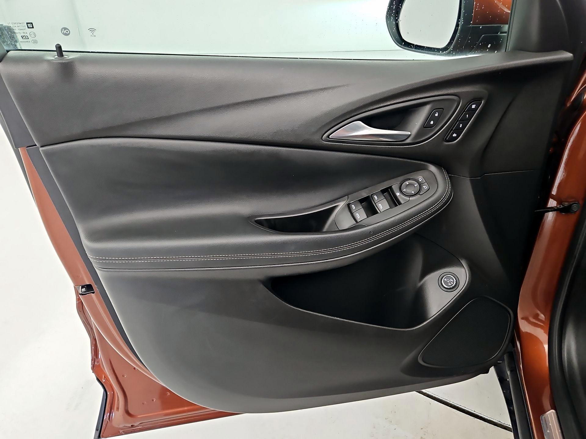 Thumbnail: 2021 Buick Encore GX - 12