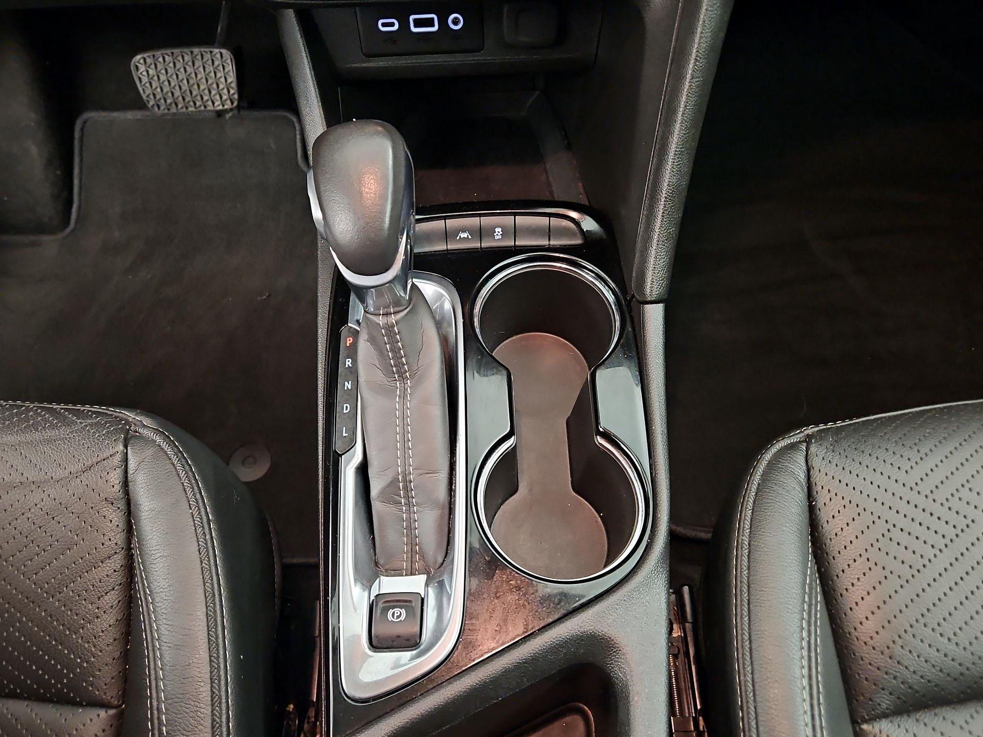 Thumbnail: 2021 Buick Encore GX - 17