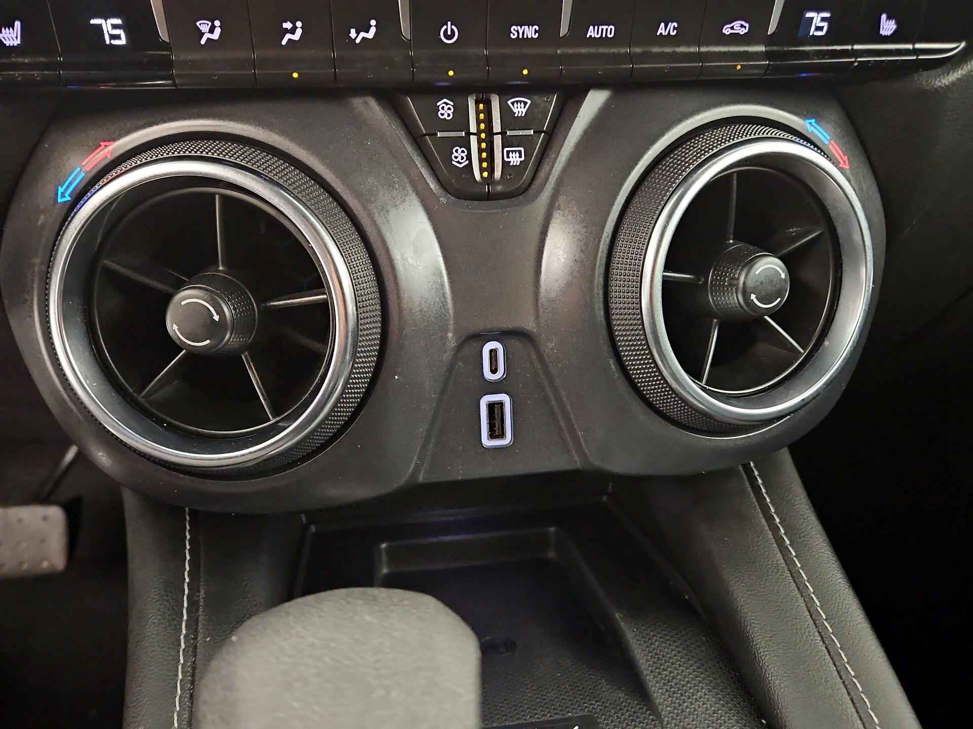 Thumbnail: 2023 Chevrolet Blazer - 18