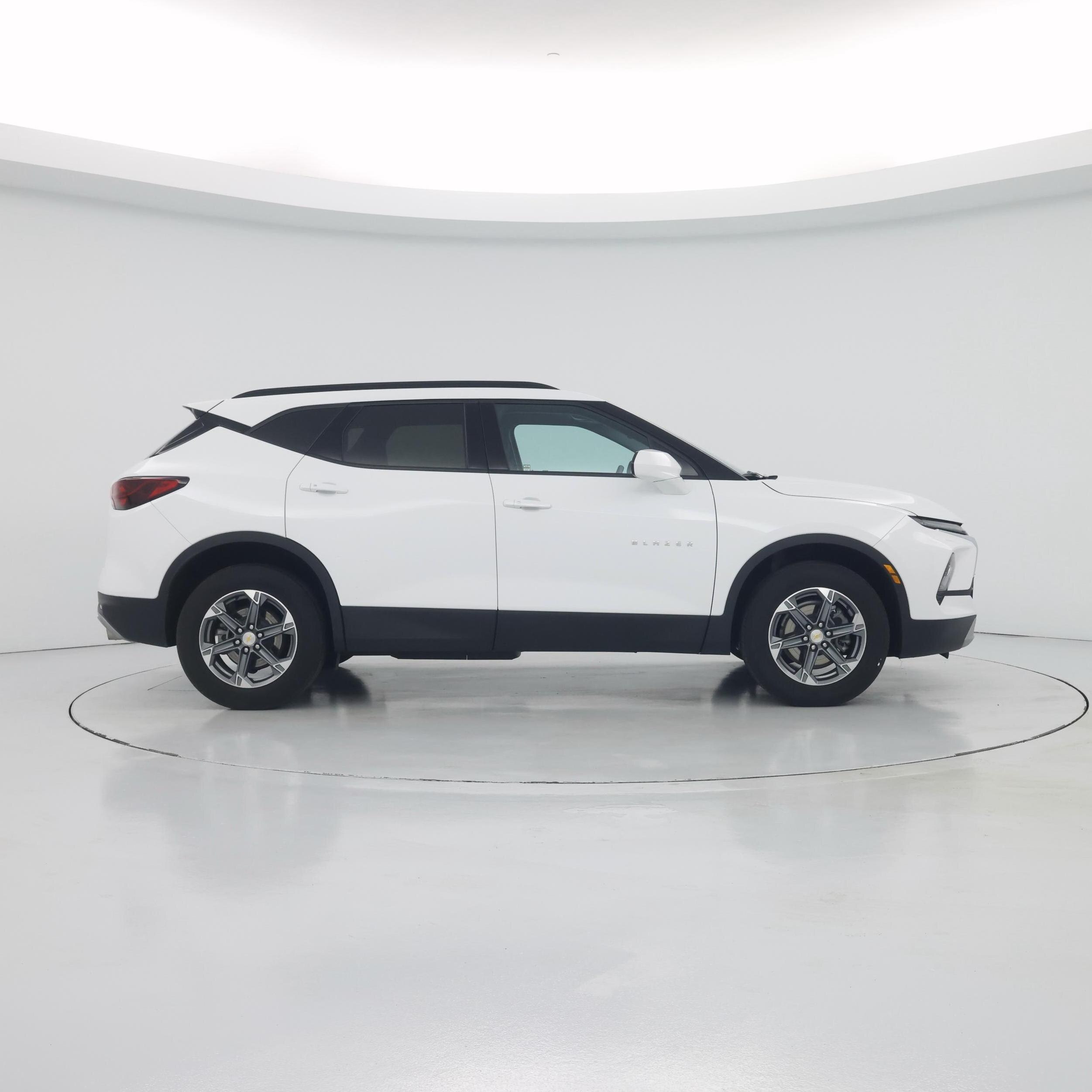 Thumbnail: 2023 Chevrolet Blazer - 7